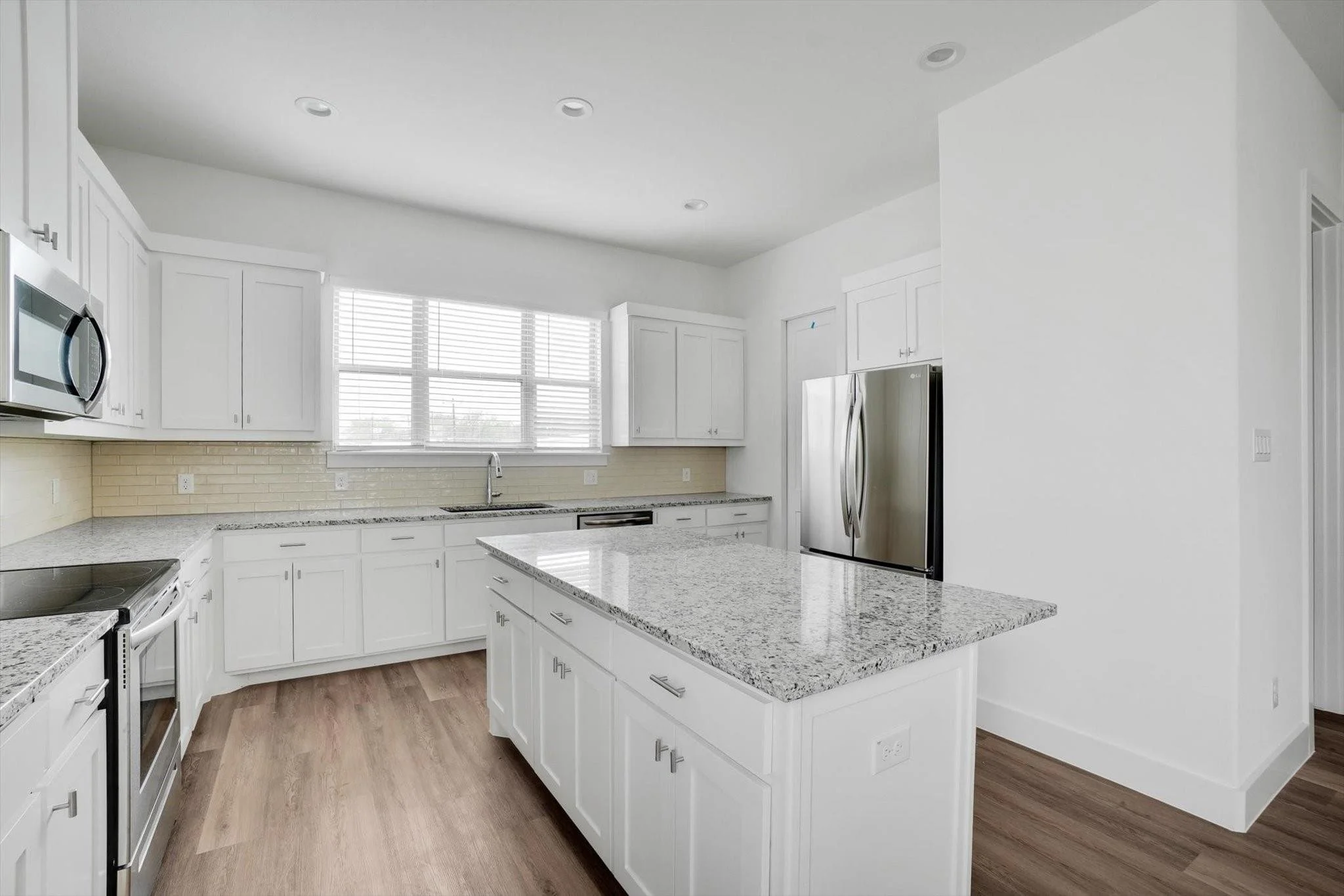 215 Lanyard 7 - Copy (1).jfif