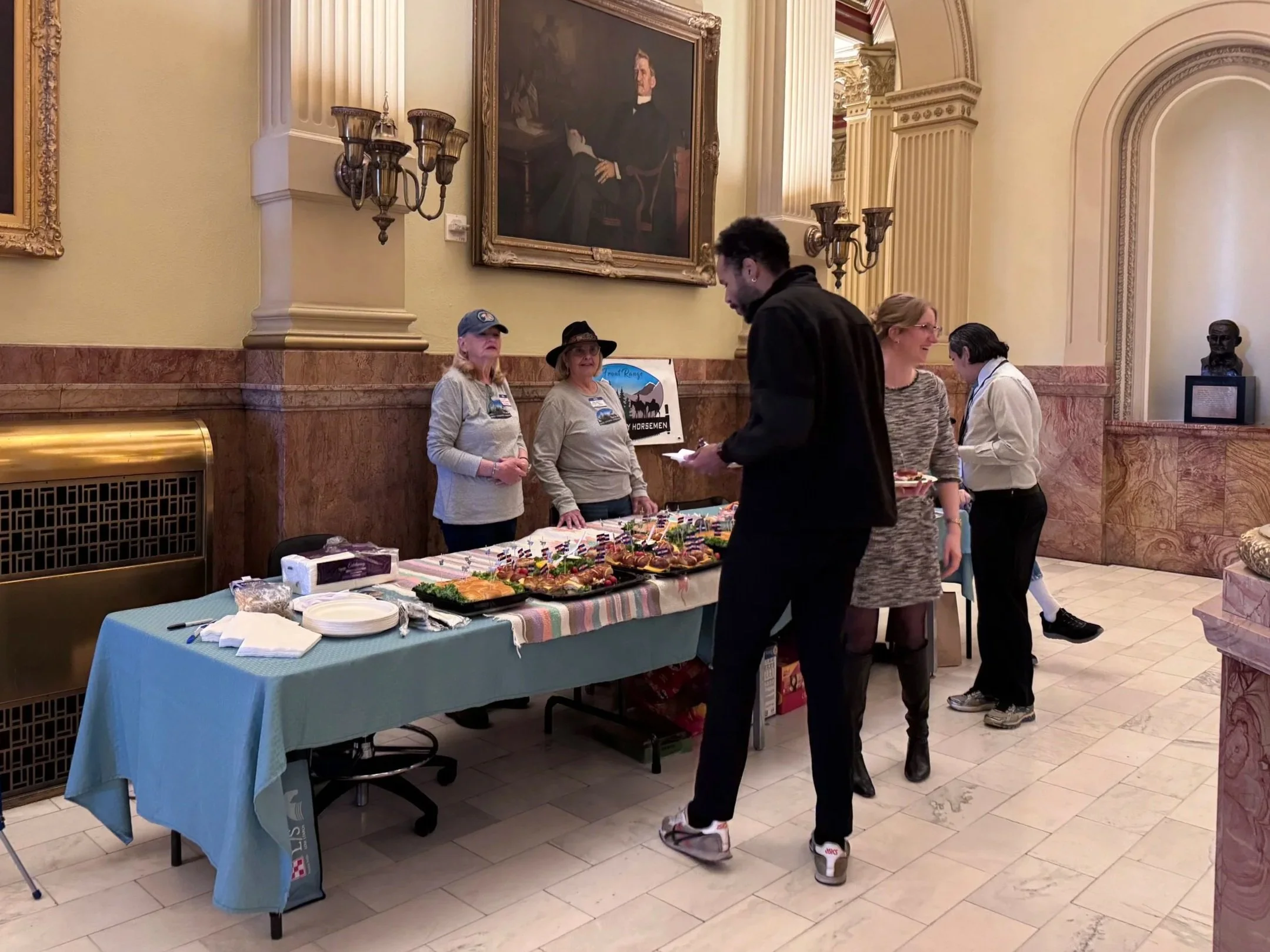 JCHC members joined Community Equestrian at the State Capitol in support of SB25-149 - May, 2025