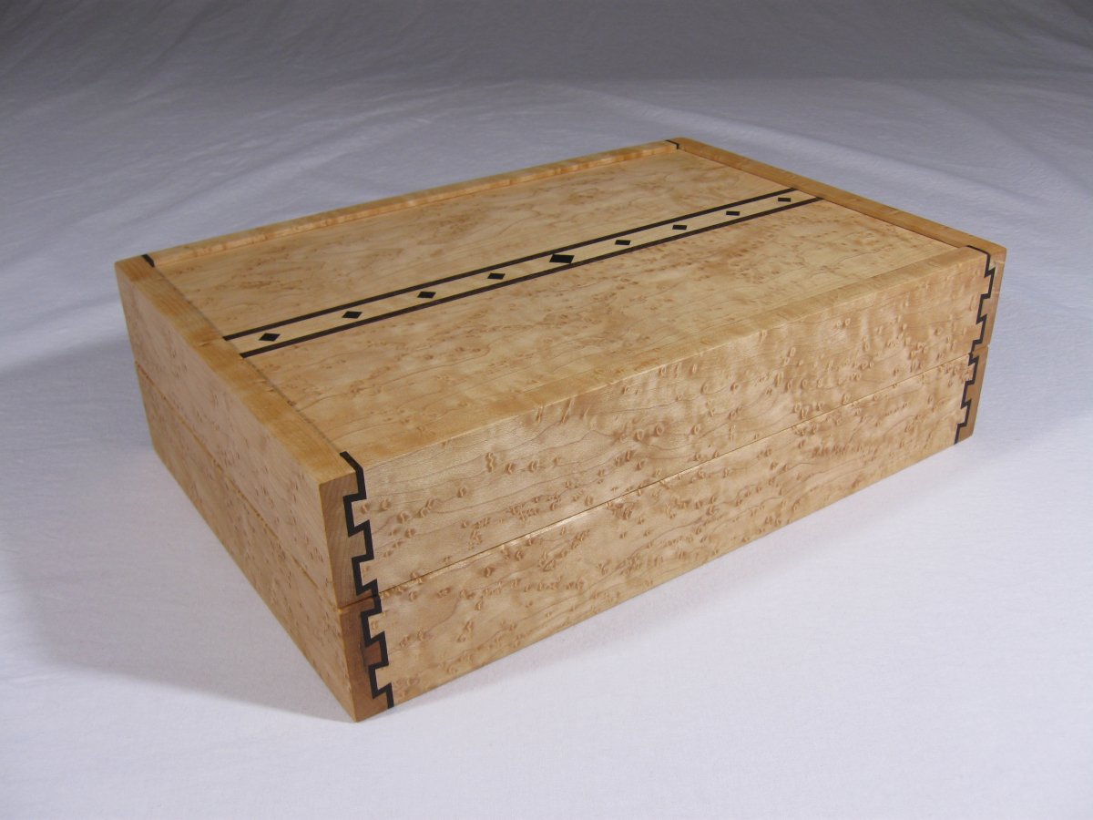 Tier box - 1 - front - high_scaled.JPG