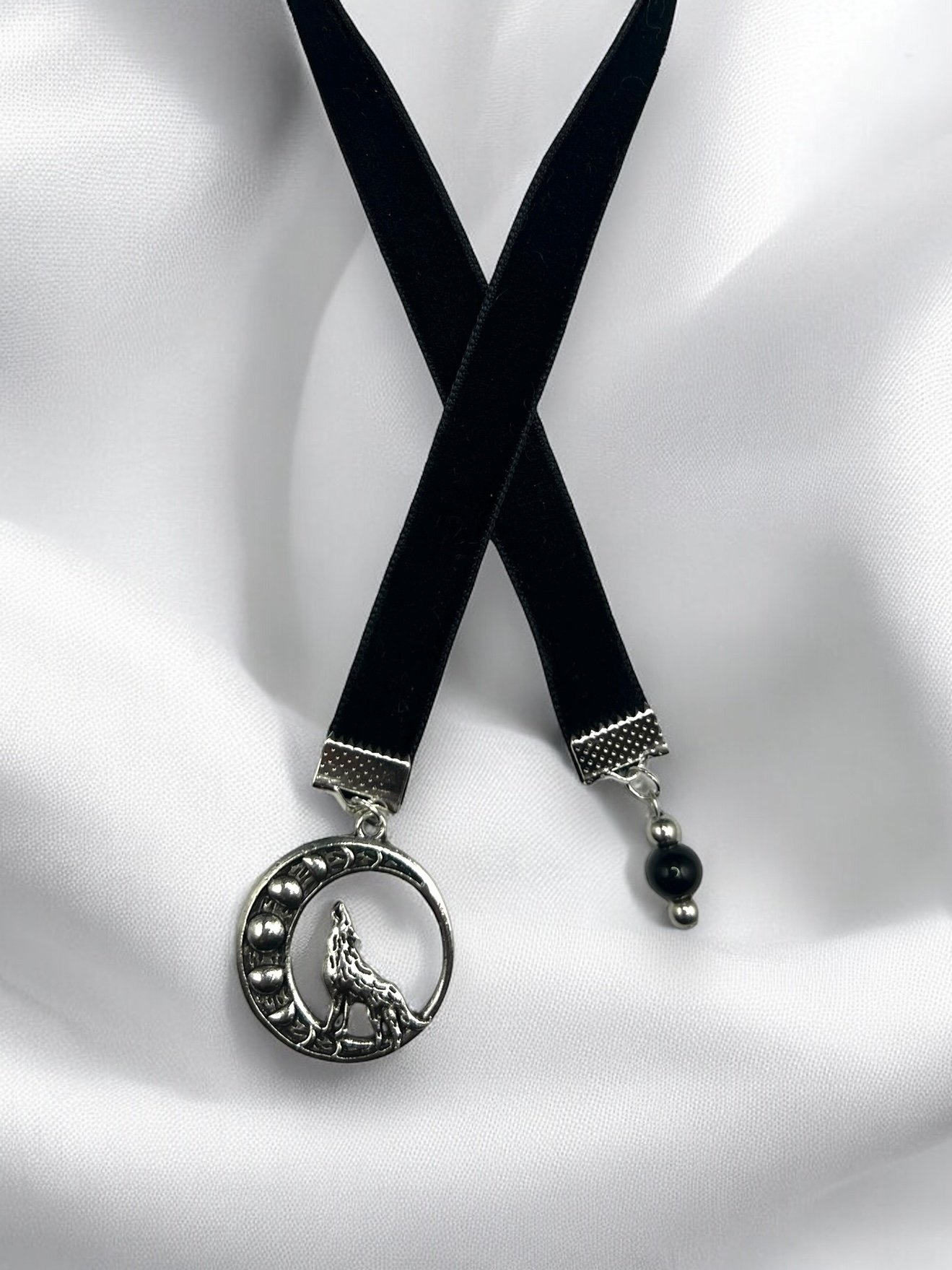 Wolf bookmark
