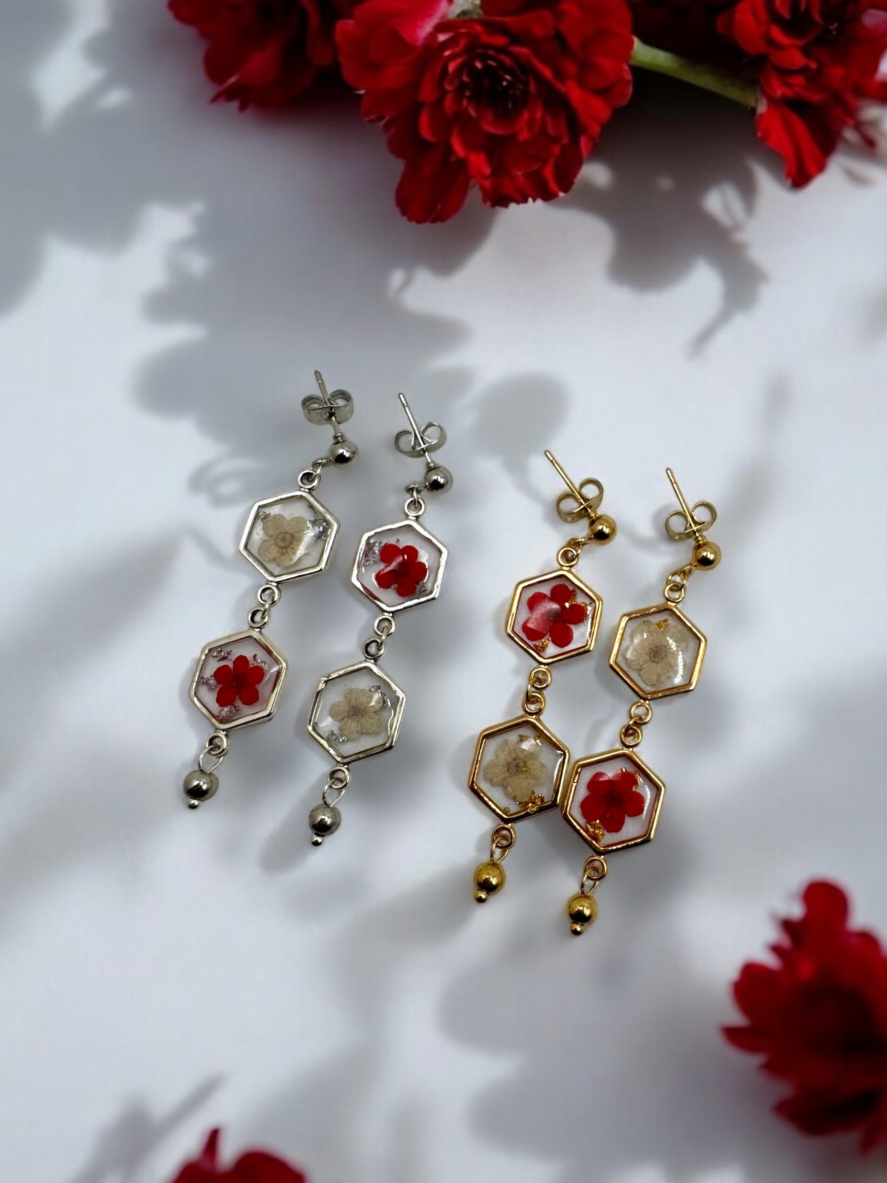 Red & white flower hexagons