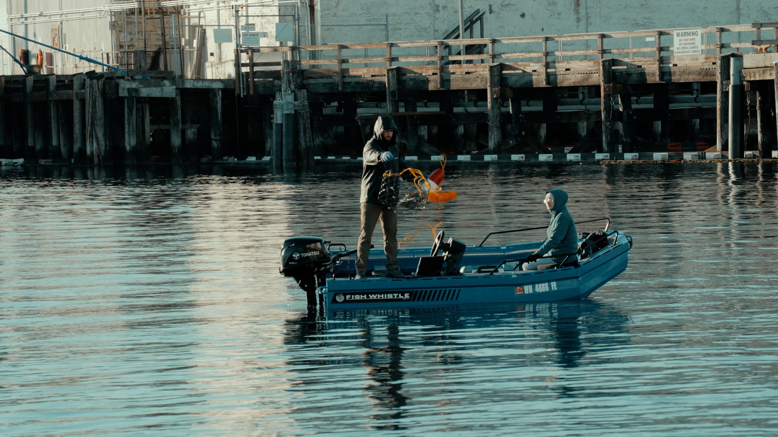 fw 127 crabbing boat.jpg