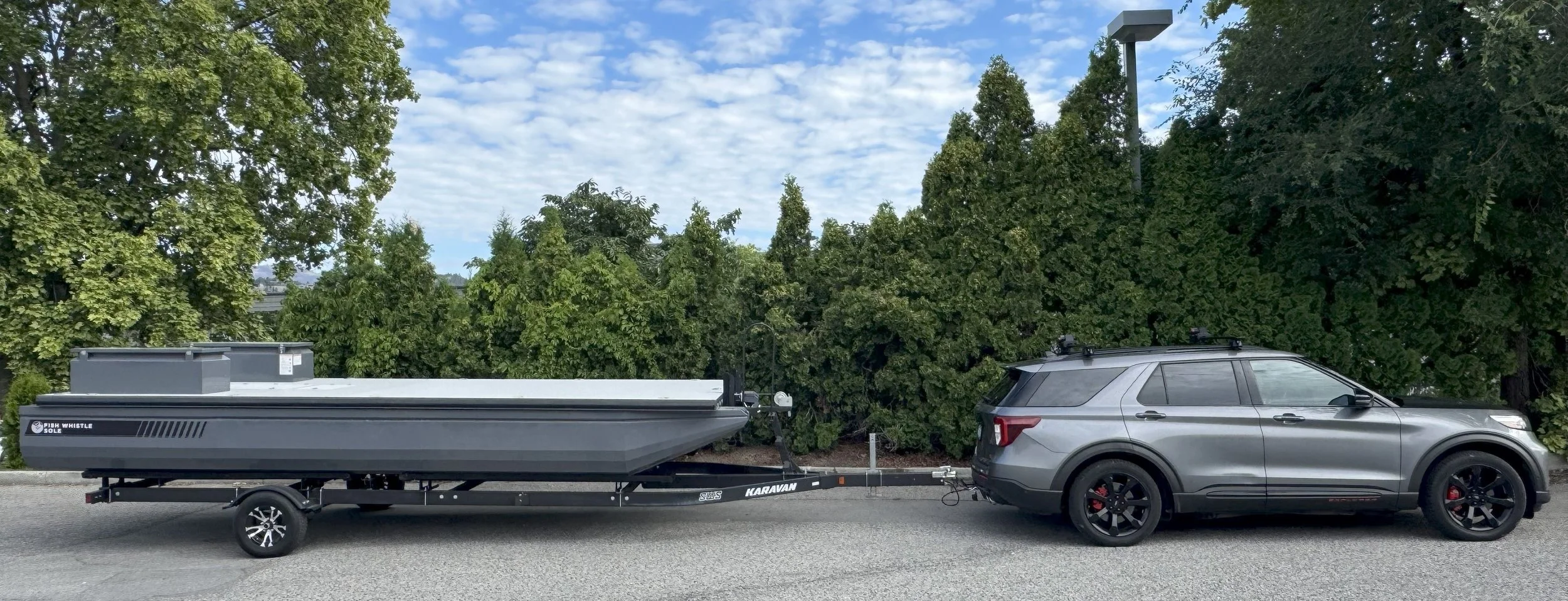 20' pontoon barge .jpg