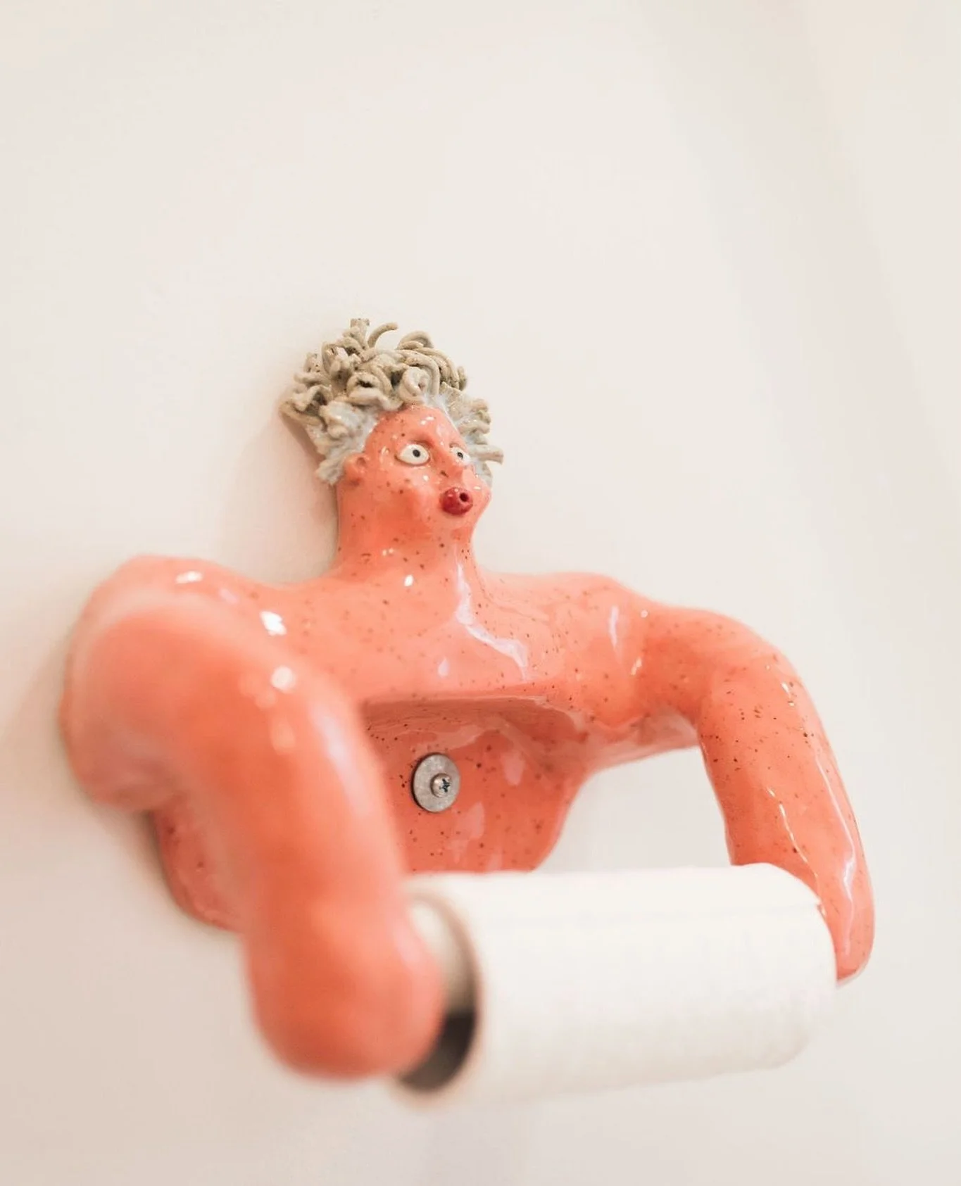 try something new this holiday season &mdash; 
sculpt a &lsquo;creature&rsquo; at a clay date this Saturday! 🫟 while this exact project might be a *touch* ambitious for a first-timer, no one said you had to make an animal! 🦔 

flex your creativity 