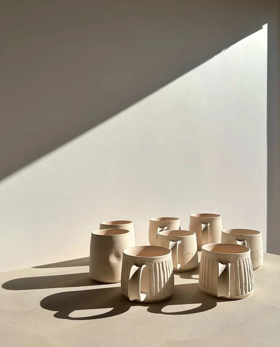 MEET YOUR MATES: SERENA ☕️ Drop-In host and 'Mug Machine' @serenakooceramics⁠ has been a Claymate since 2019, taking her first ever pottery lessons with one of our original teachers, @daisybrownsceramics 🌼⁠
⁠
Her nickname was bestowed upon her becau