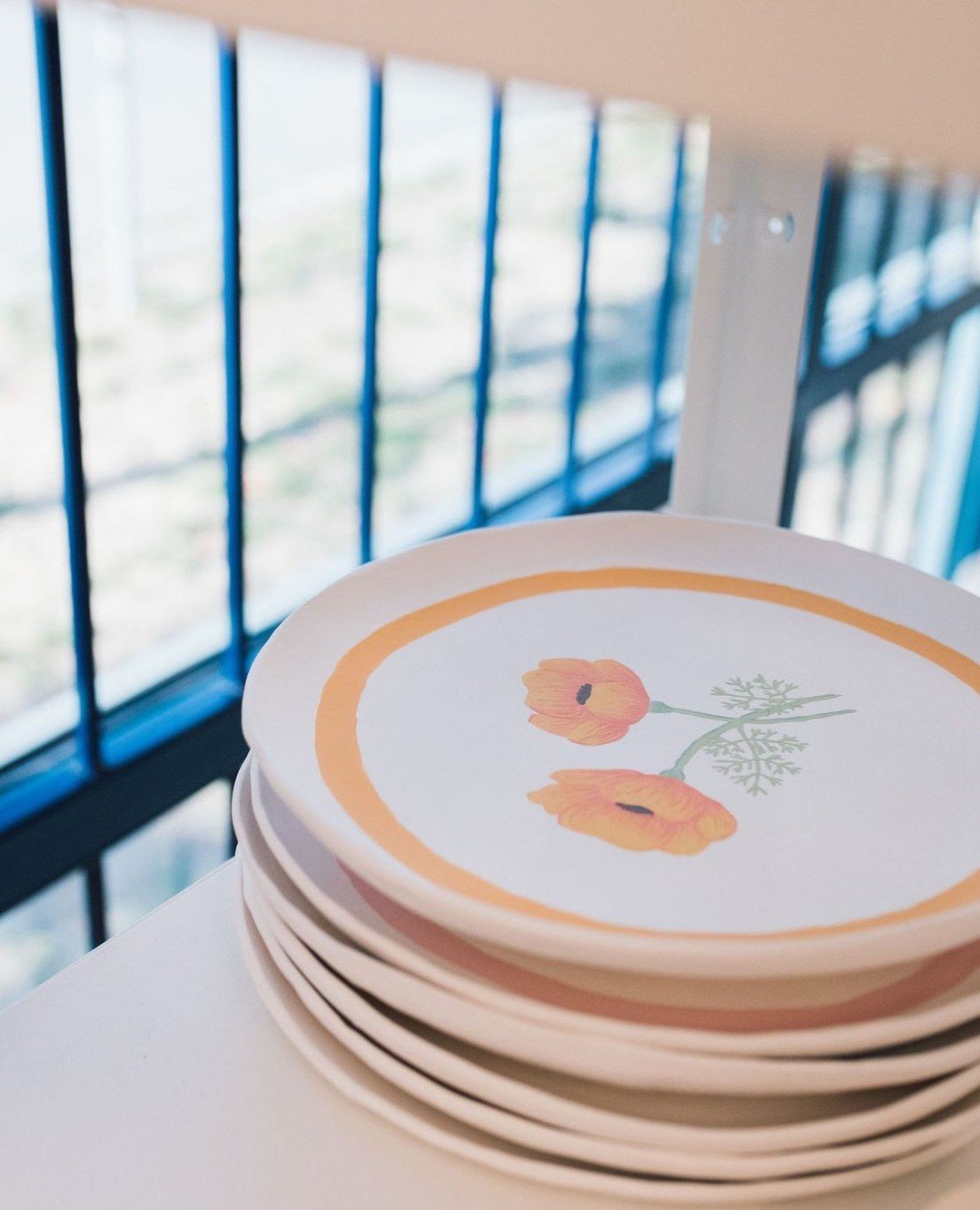 SPRING CLASSES 🐝 🌸 We've still got a few spots remaining in our May/June multi-week classes, sign up today to save your spot! ⁠
⁠
🪴 Beginner Wheel:⁠
Tuesdays @ 2:30PM or Thursdays at 6:30PM⁠
⁠
☕️ Continuing Wheel:⁠
Sundays @ 6:00PM or Wednesdays a