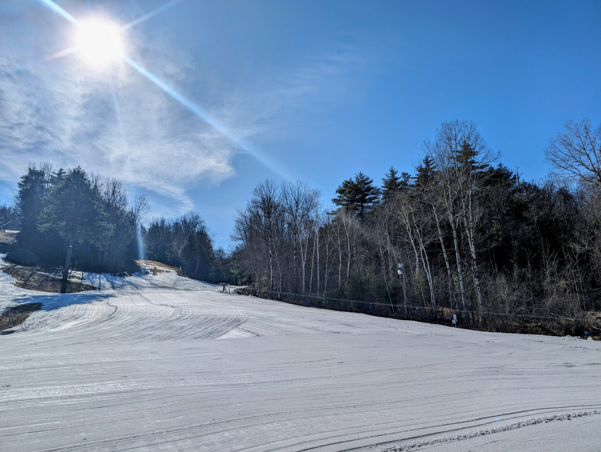 It is a beautiful day!  Learning Area Open 2pm-5pm, The Cardboard Box Race + Live Music and End-Of-Season Celebration begins at 5pm. A big shout out and thank you to our grooming team who made skiing and riding possible today!

#SkiItToBelieveIt