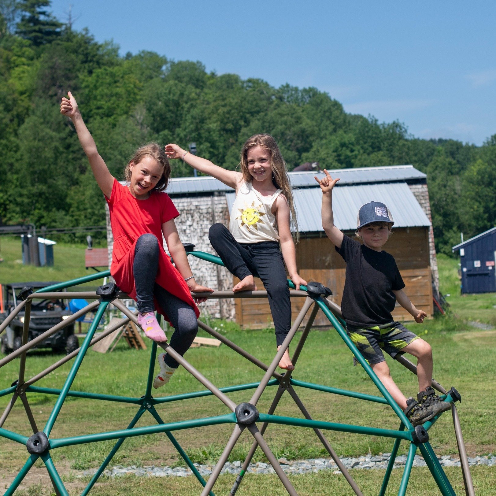 🙋&zwj;♀️✨ Who's buzzing with excitement for Whaleback Summer Camp? 🌞🏕 Act fast! Availability is limited and spots are going fast. Don't let your little adventurer miss out on the fun - only a handful of openings left for certain weeks!  Dive into 