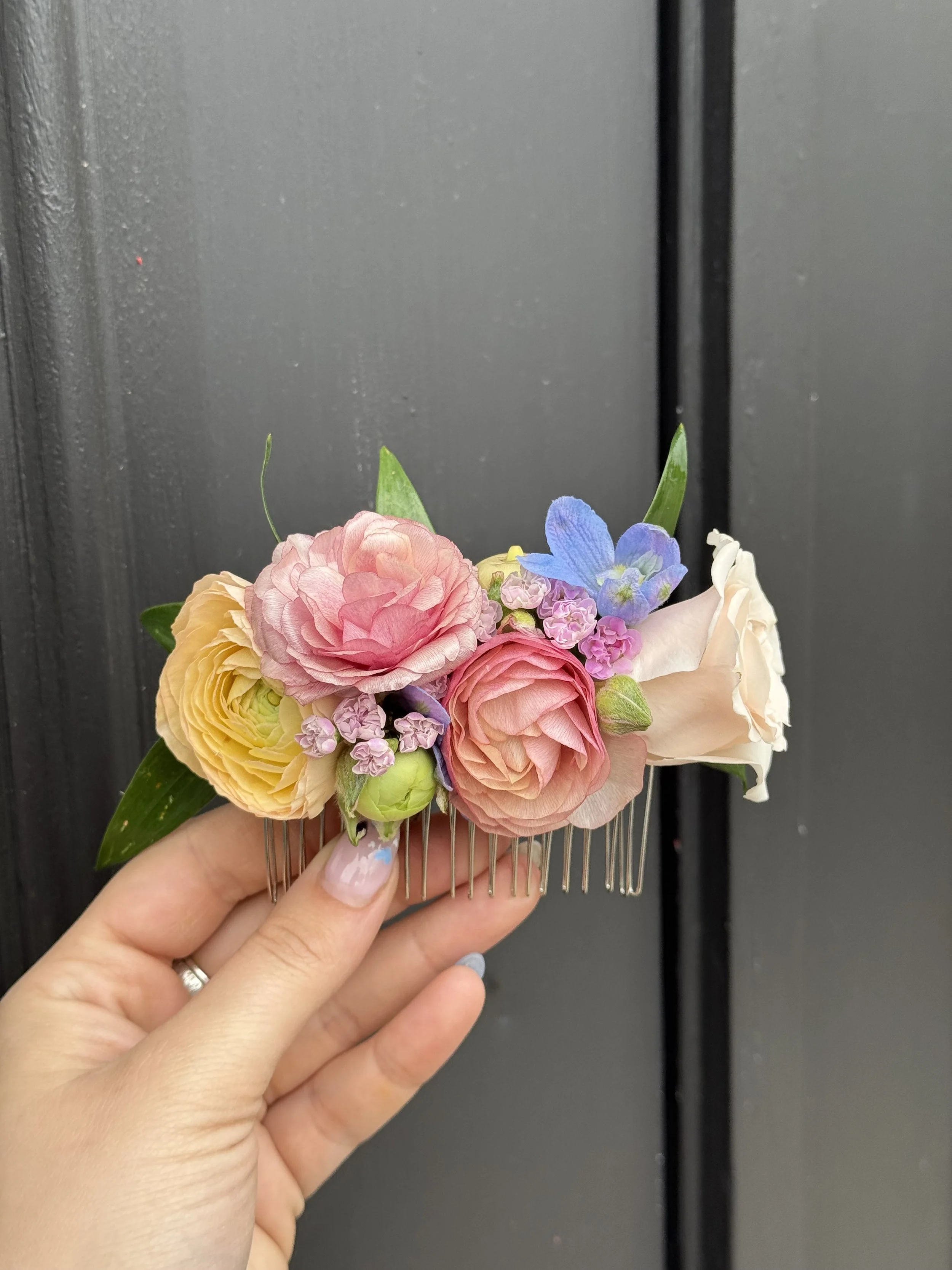 Floral Comb