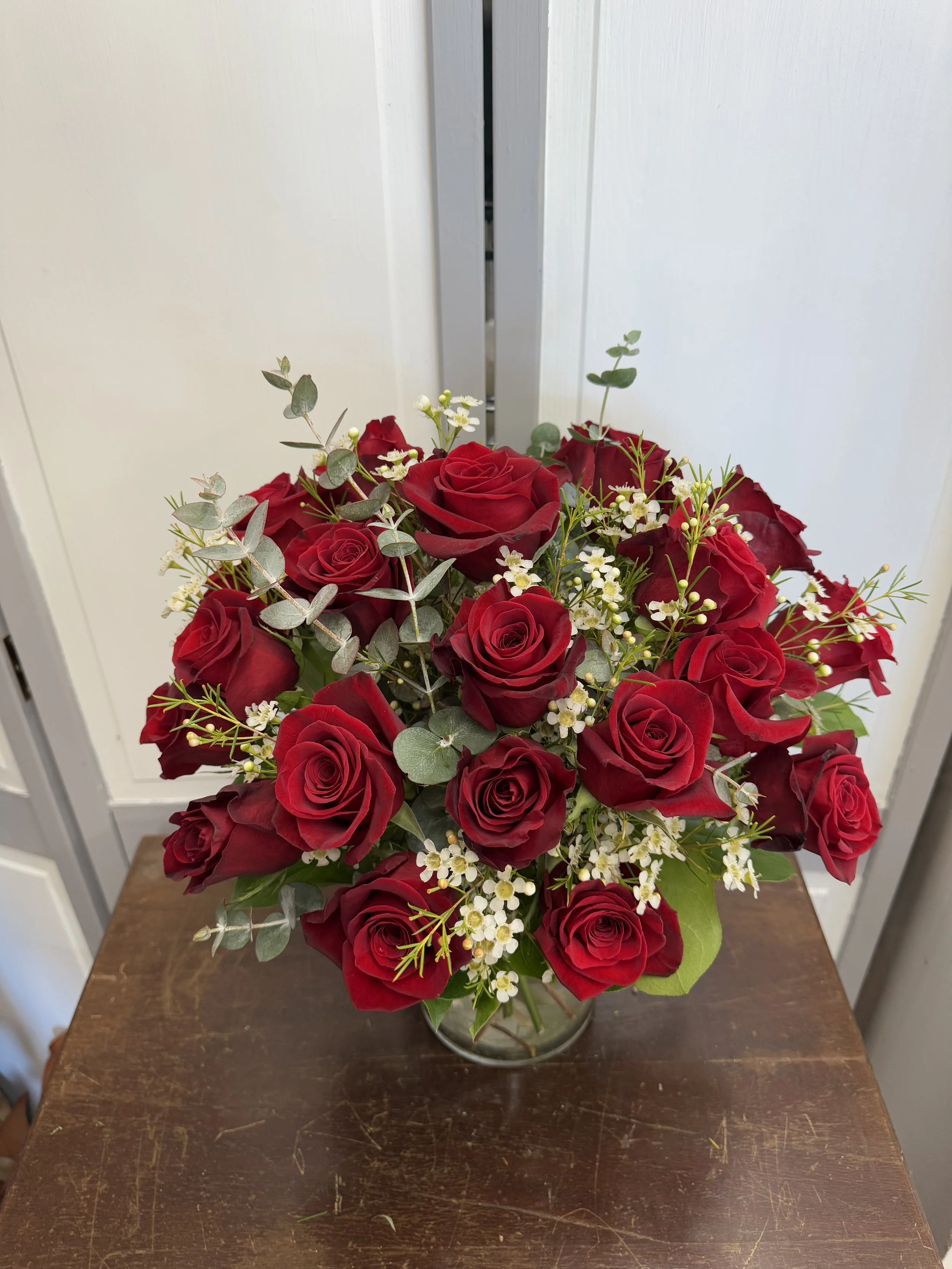 Classic 2 Dozen Roses
