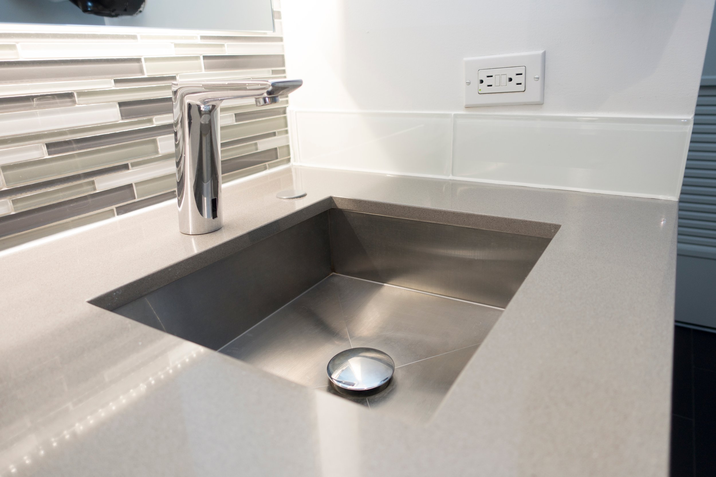 The Importance of Installing a Bathroom GFCI Outlet