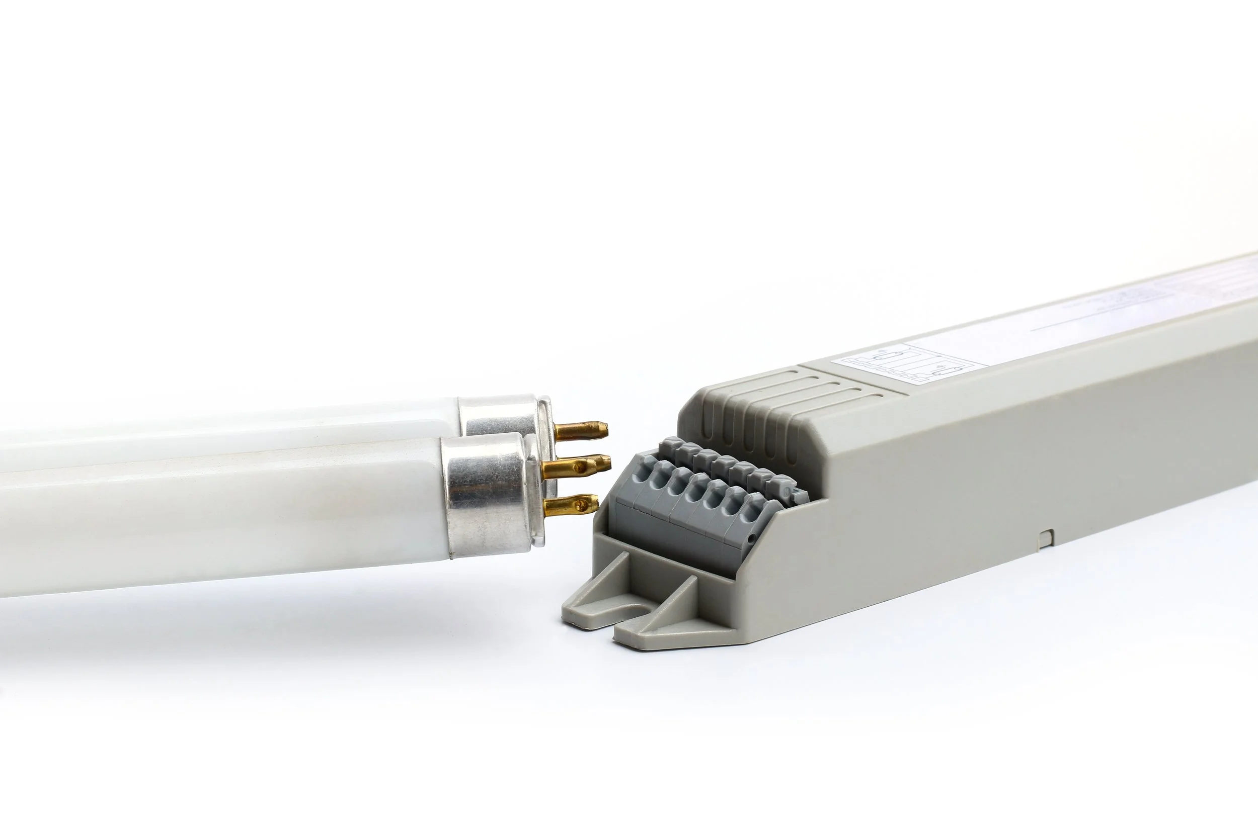 Electronic Ballast vs. Magnetic Ballast: An Overview