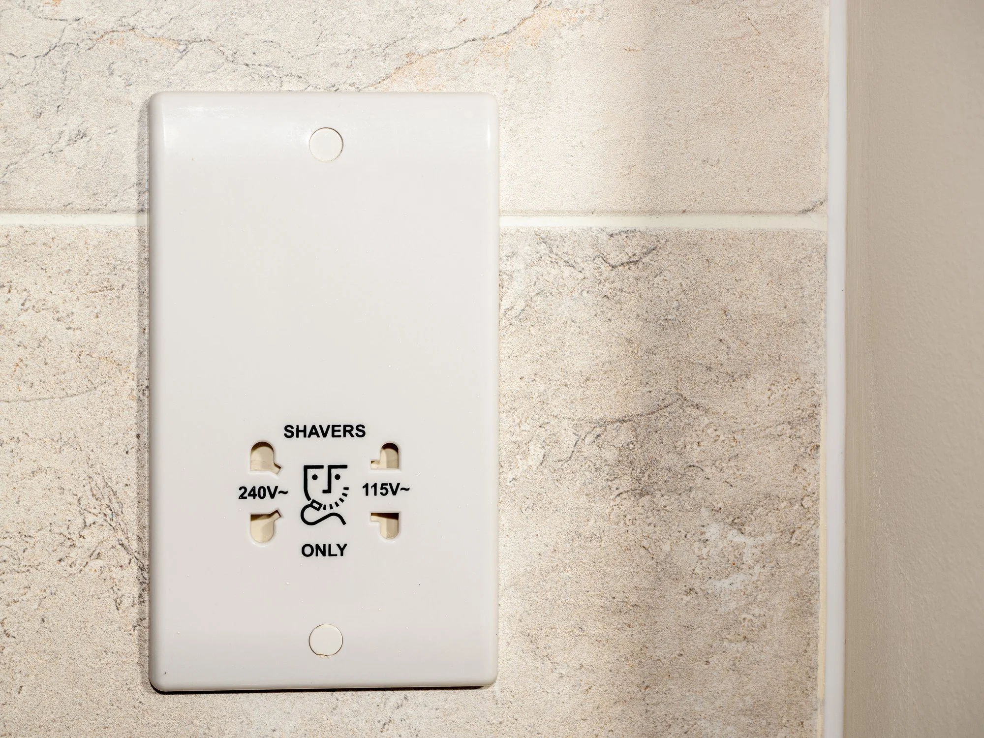 240-volt outlets usage