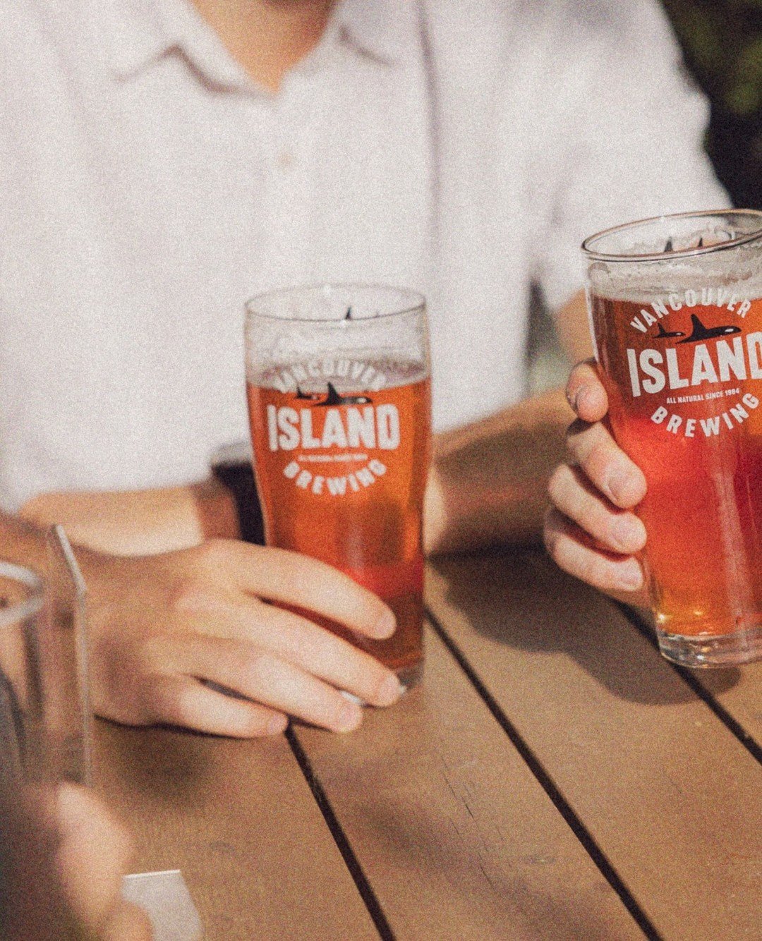 Weekend plans?🍻⁠
Whether you're out exploring or kicking back on the patio - Beach Shack Guava Blonde is along for the ride and ready to bring the party 🏖️⁠
⁠
Easy-drinking, bursting with juicy guava notes and a smooth malt finish. ⁠
⁠
ABV: 5.2%⁠
I