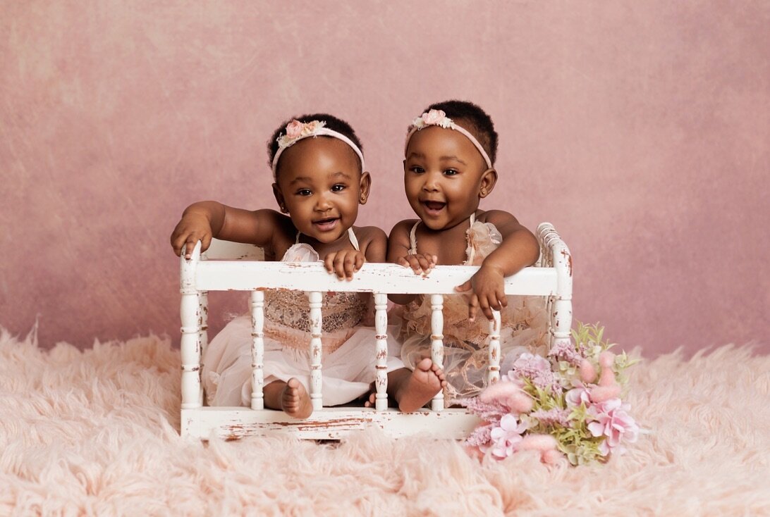 Super excited to see twins everytime！Joy doubled！😘😘😘🥰🥰🥰😍😍😍

#sittersession #twinsbaby #twinsphotography #dfwphotographer #dfwfamilyphotographer #dfwbabyphotographer #dfwnewbornphotographer