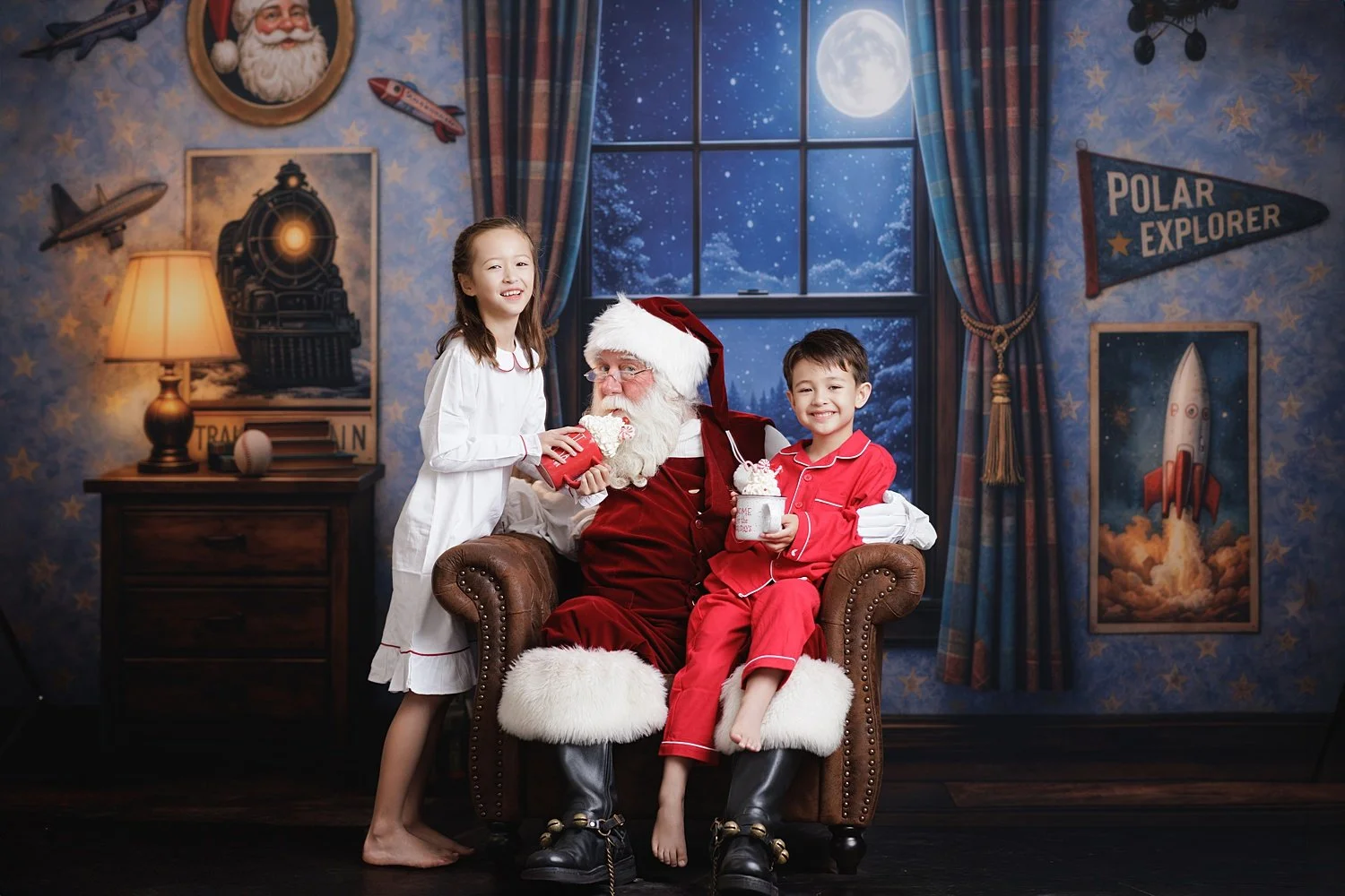 Unwrap the Magic! 2026 DFW Santa Mini Sessions are Coming!