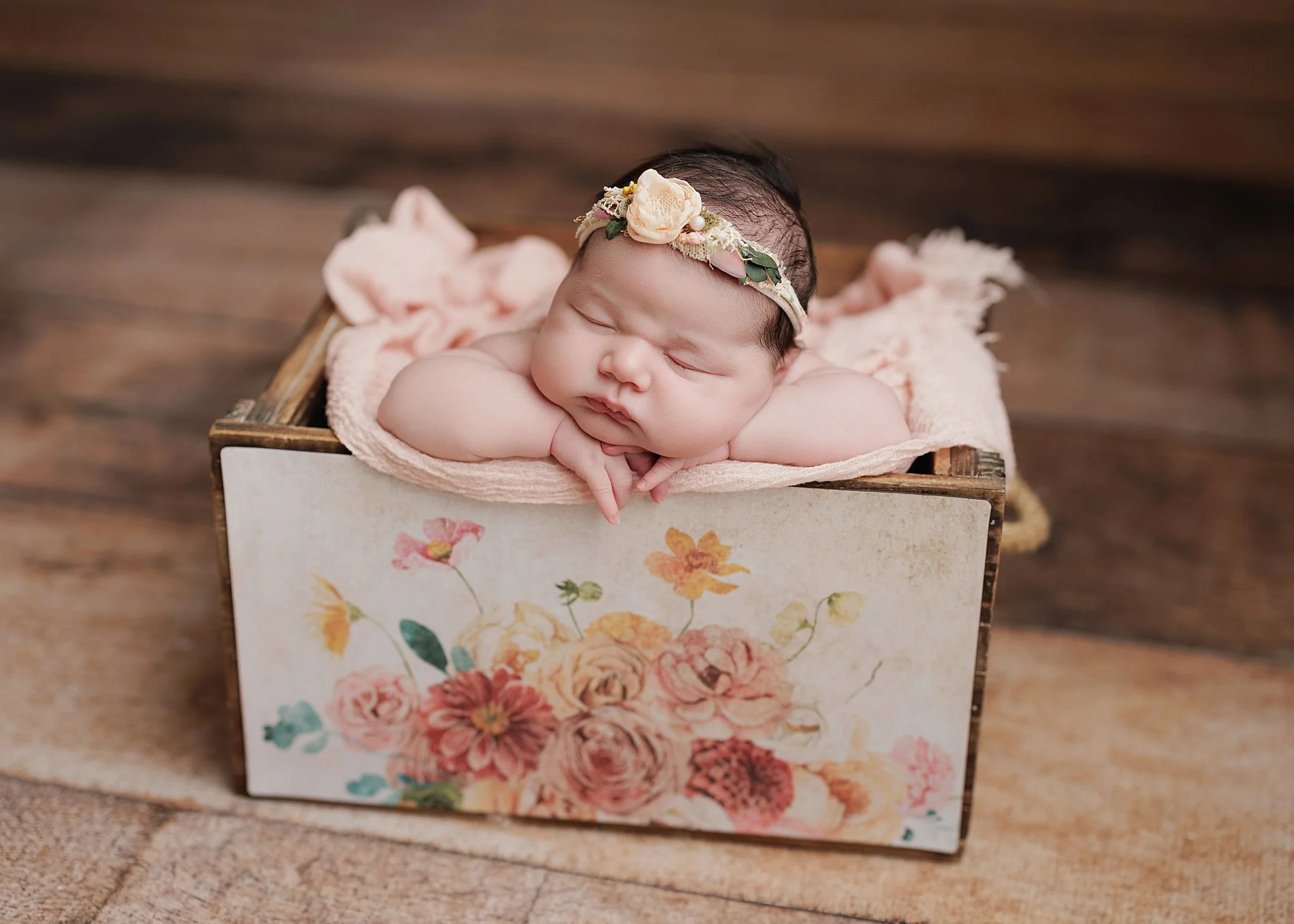 Planning Your Newborn Photos: From Due Date to Your Baby's First Portraits