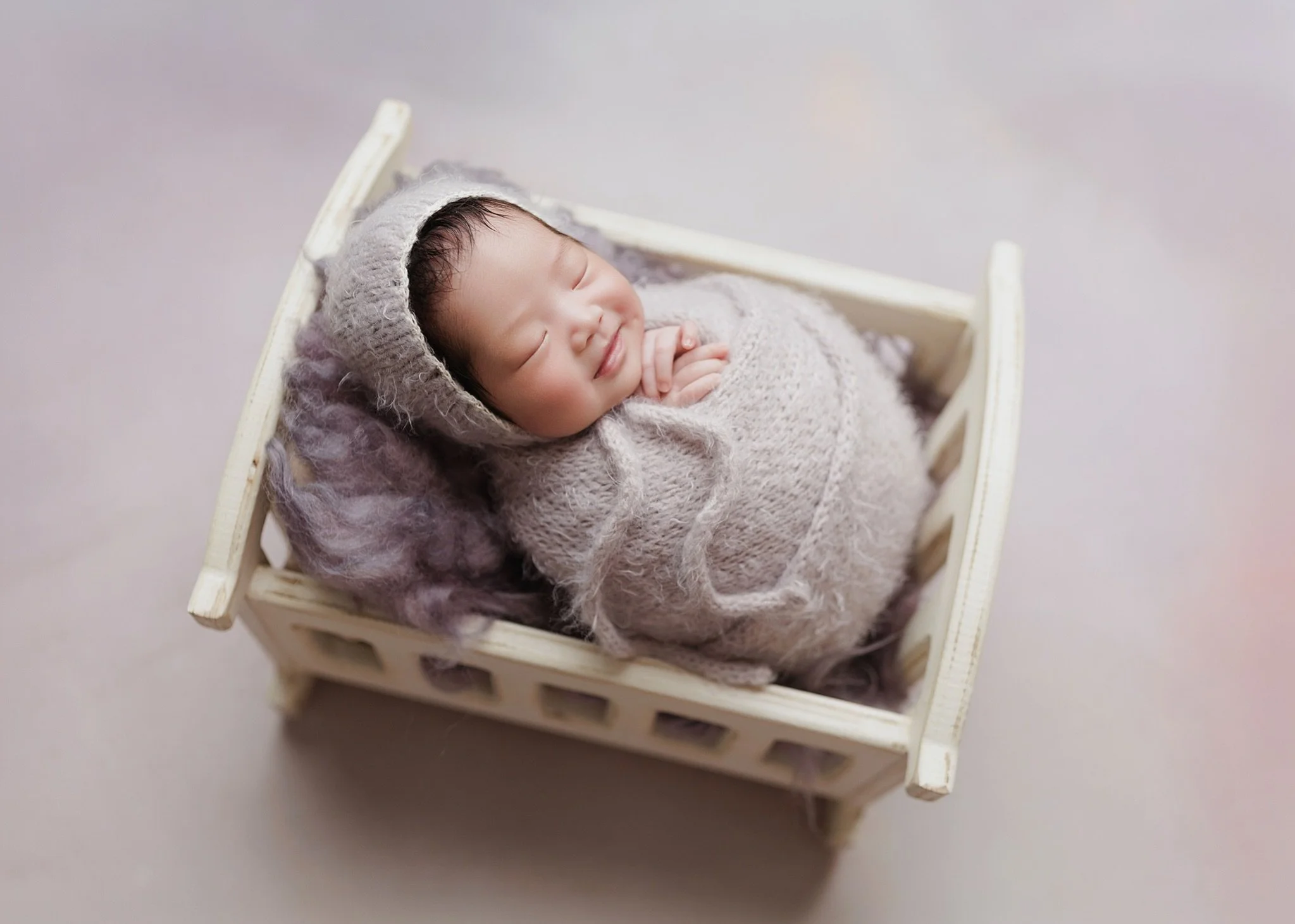 That tiny newborn smile&mdash;the sweetest little reminder that dreams really do come true. 🤍

So peaceful, so perfect, and already so deeply loved.

#NewbornPhotography #NewbornPhotographer #DFWNewbornPhotographer #DallasNewbornPhotographer  #dalla