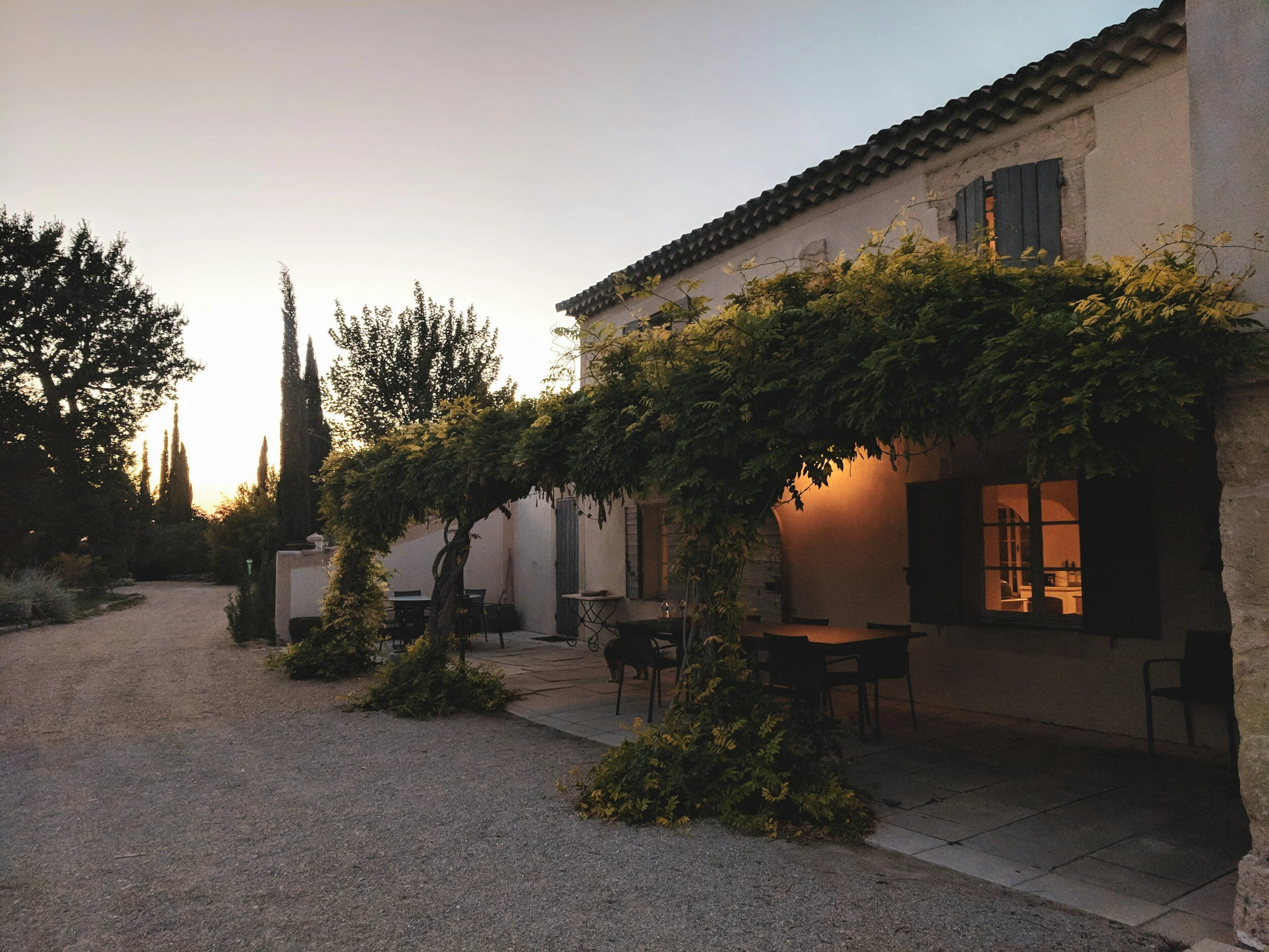 photo of a house back exterior