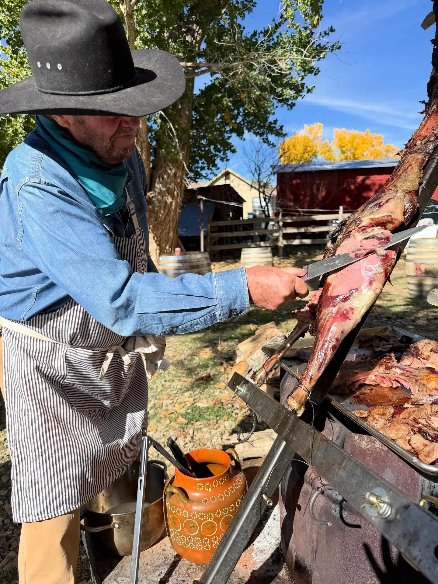 How fabulous to reward our wine society members with a truly memorable fourth quarter pick up party. And how better to do so, than roasting a whole lamb over an open fire. Doubly rewarding as we began before first light. Proud to know that a membersh