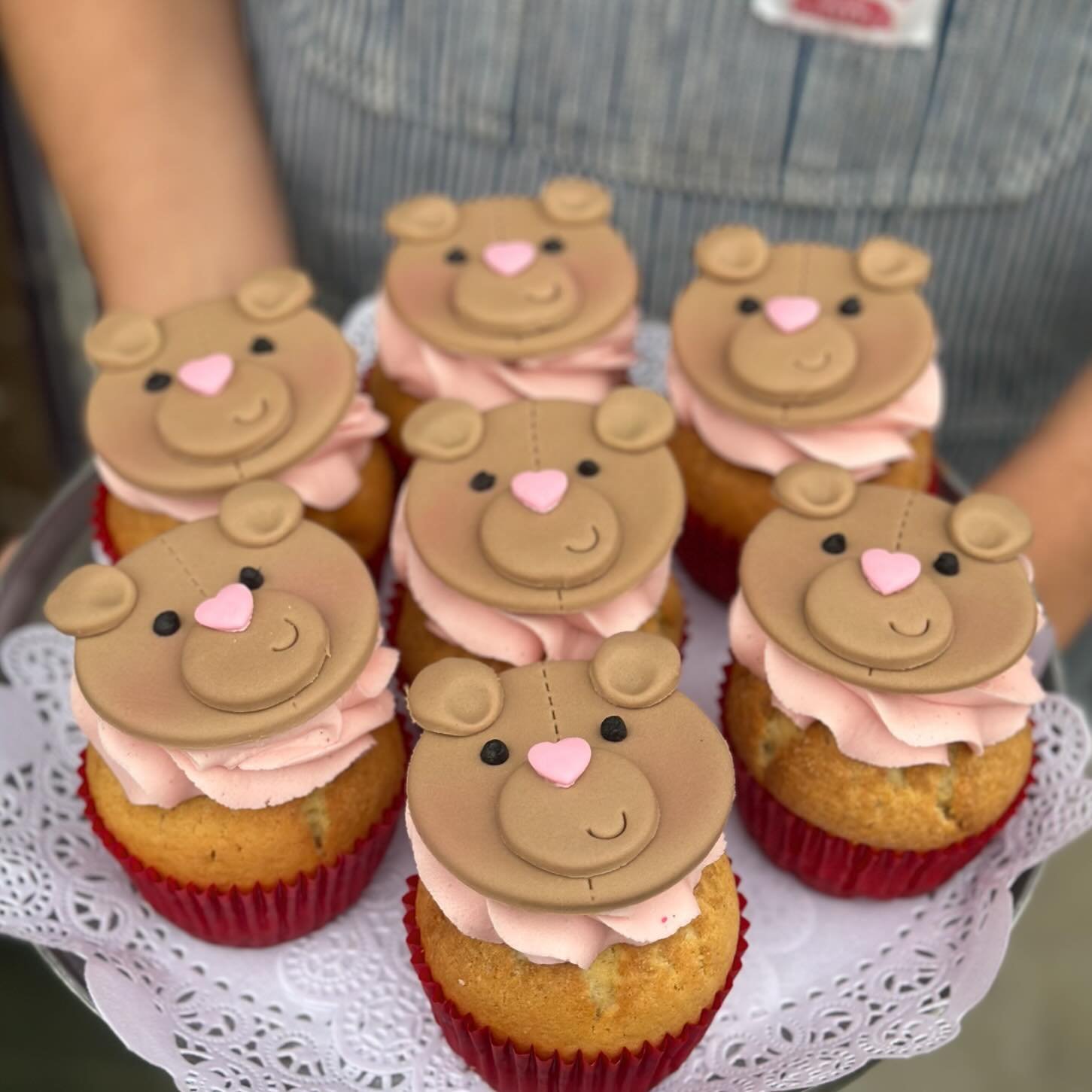 Quite possibly the cutest cupcakes of all times!!!! #love #bear #cupcakes #crushcakes