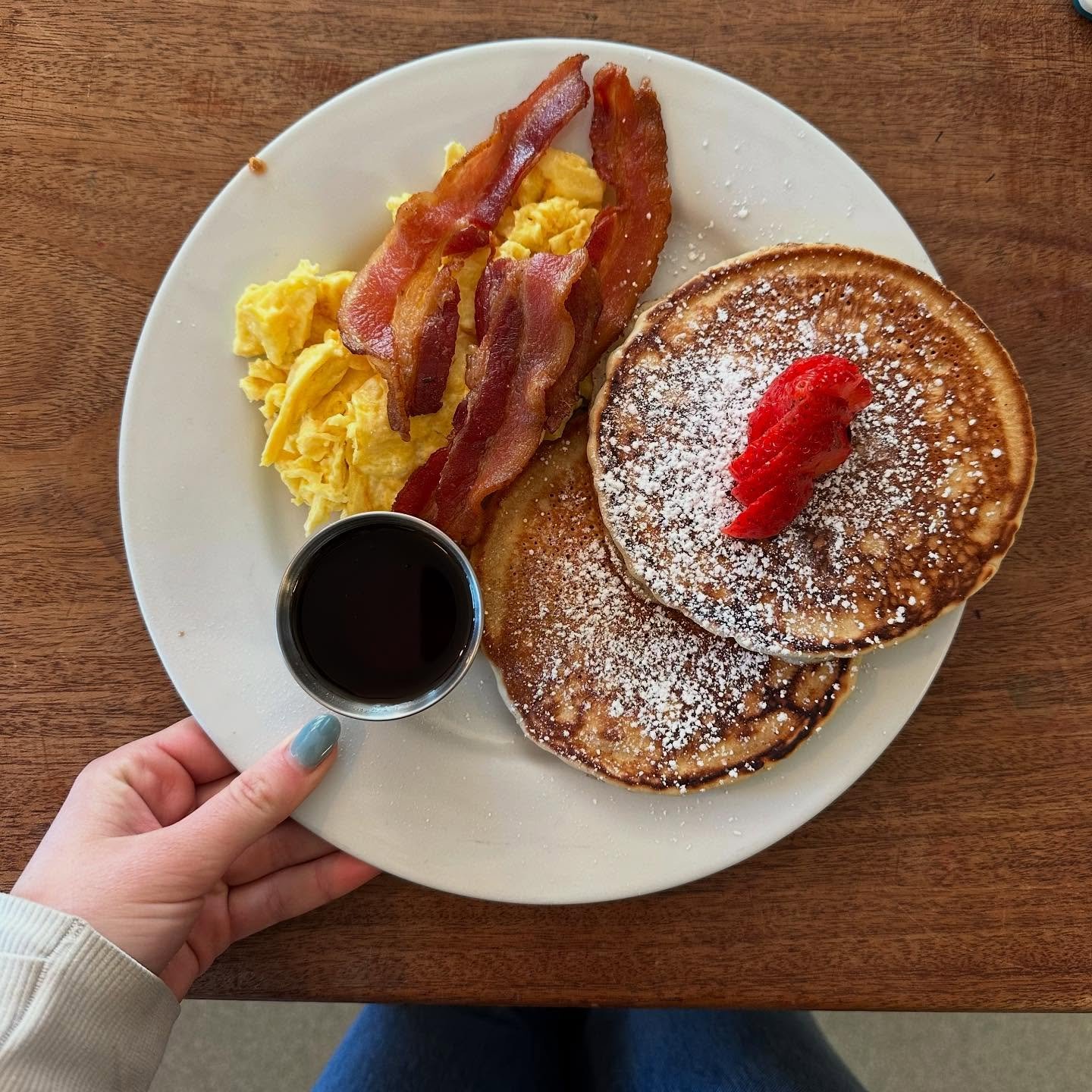 Yes we are open today, hope to see you soon!