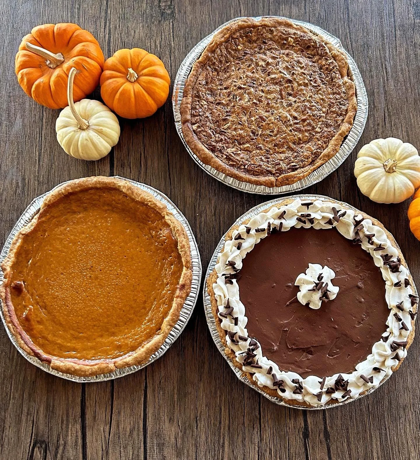 Just two weeks away, get your pie order in now!!! #thanksgiving 🥧