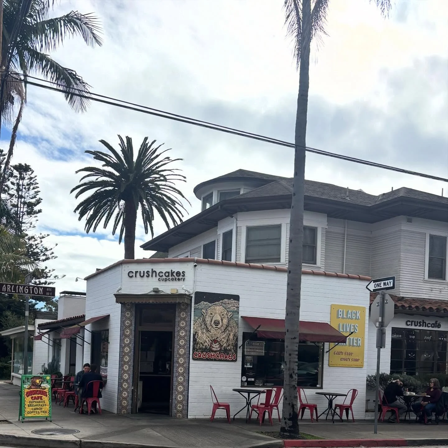 If you still support Trump, Ice and these terrible murders of American Citizens at the hands of the US government, this is not the place for you. Crushcakes is a sanctuary space and we would like to keep it that way. Lots of love to those fighting in