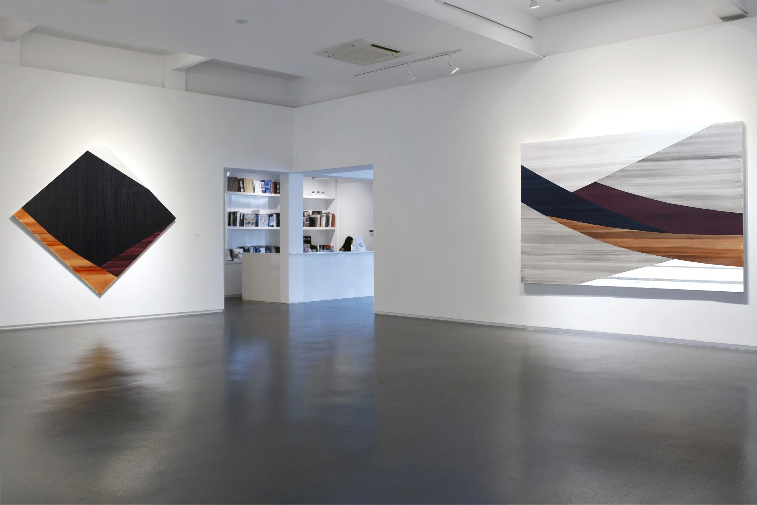 Installation view of FULL CIRCLE AND THE DIAMOND SERIES at Sundaram Tagore Gallery Singapore 2021