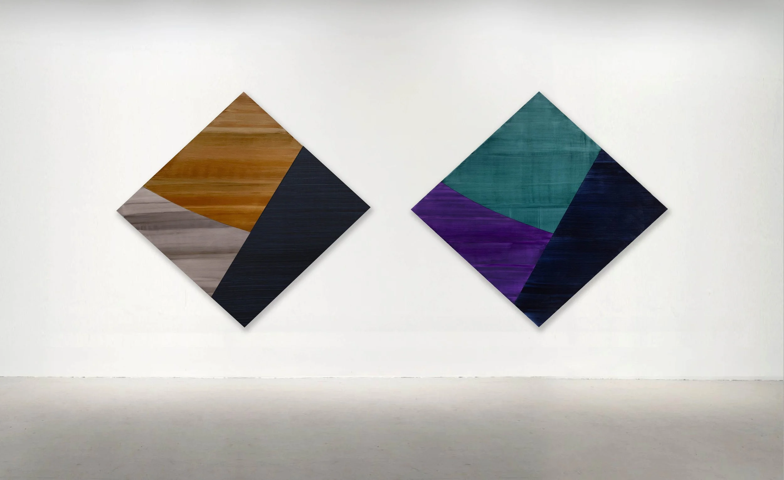 DIAMOND 9, 11, 2022 Oil On Linen 86.5 x 94.5 inches (220 x 240 cm). 