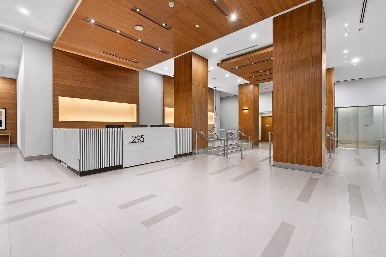 295_adelaide_street_west_306-22.jpg