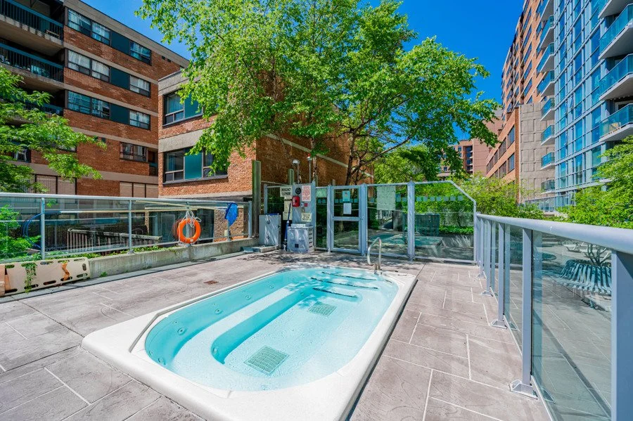 25 96 St Patrick 1610 C12556874.jpg