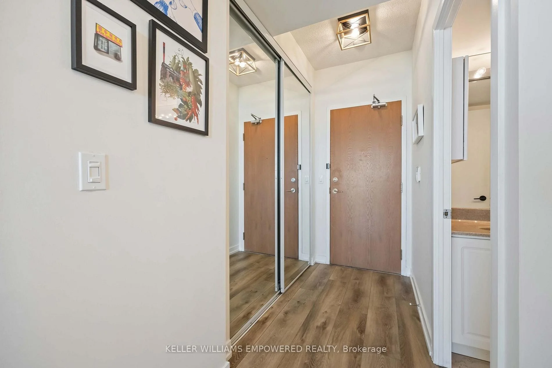 219 Fort York Blvd 2511 C12897152_7.jpg