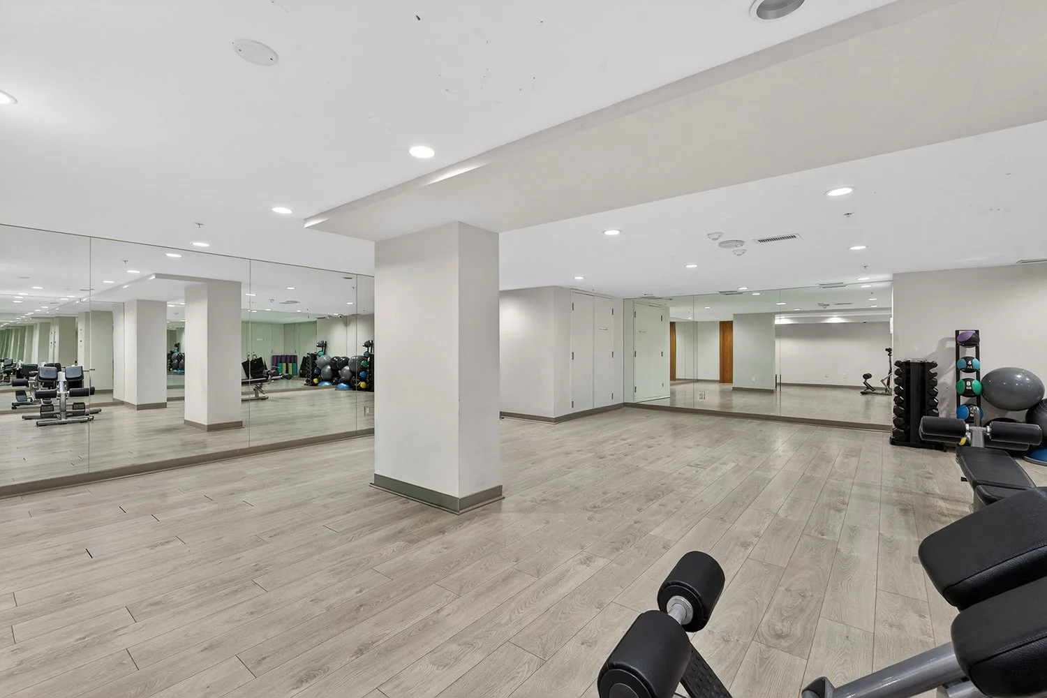 295_adelaide_street_west_306-24.jpg