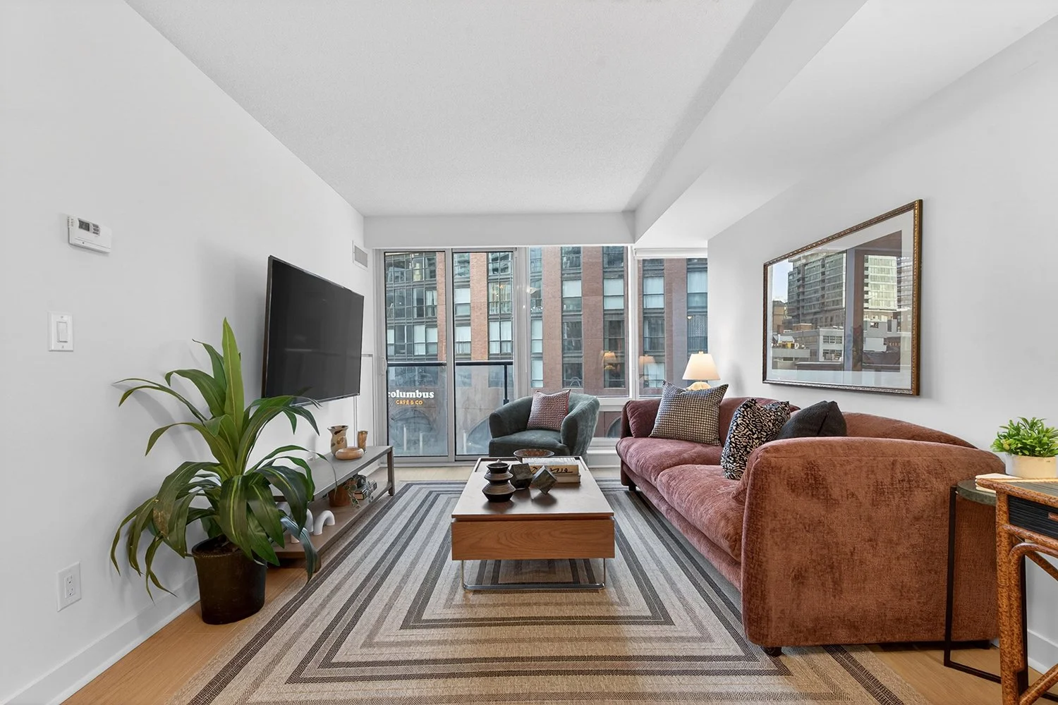 295_adelaide_street_west_306-12.jpg