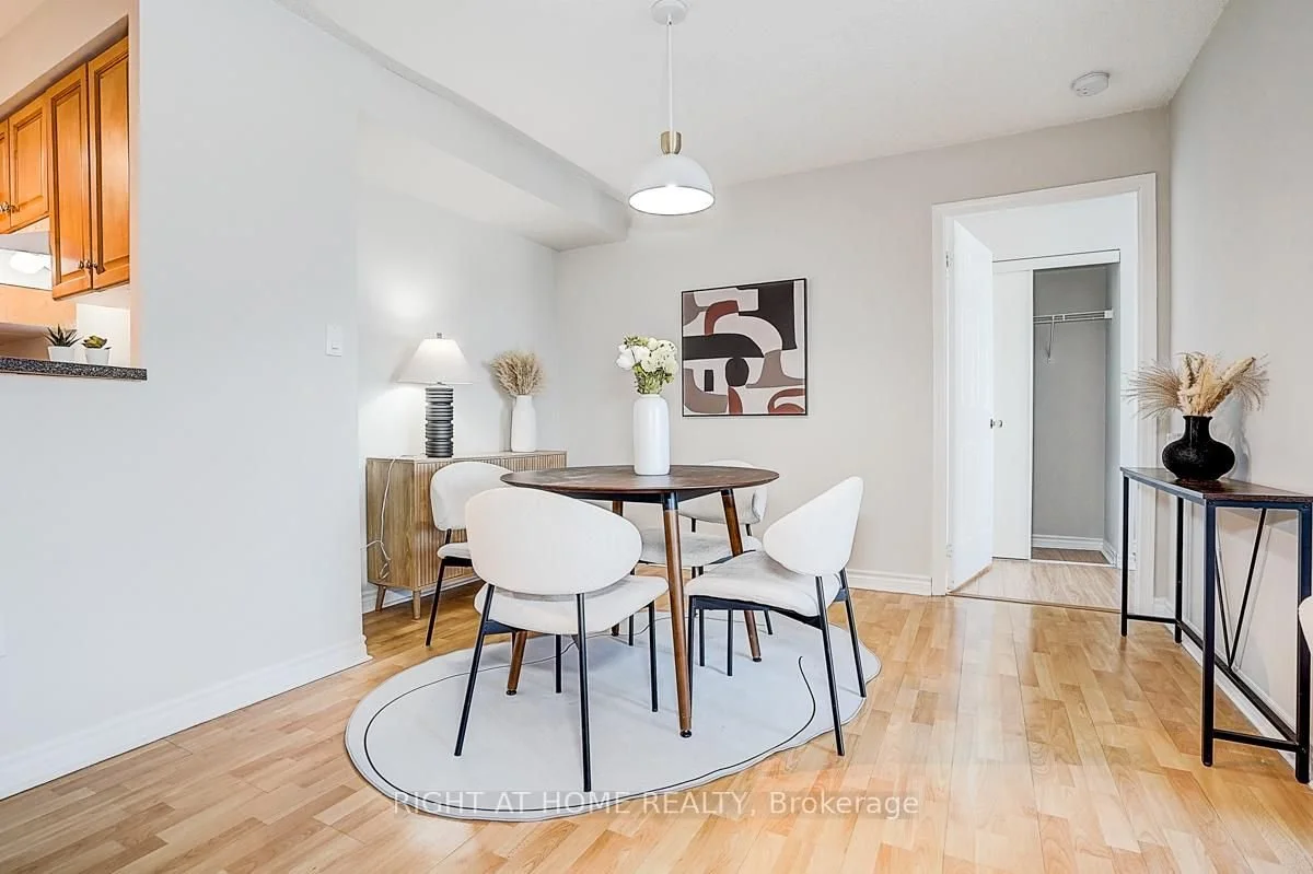 7 Lorraine Dr 301 C12779680_35.jpg