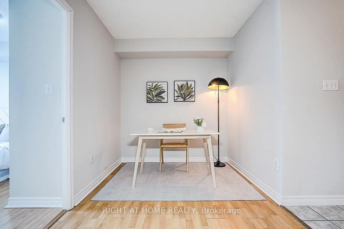 7 Lorraine Dr 301 C12779680_25.jpg