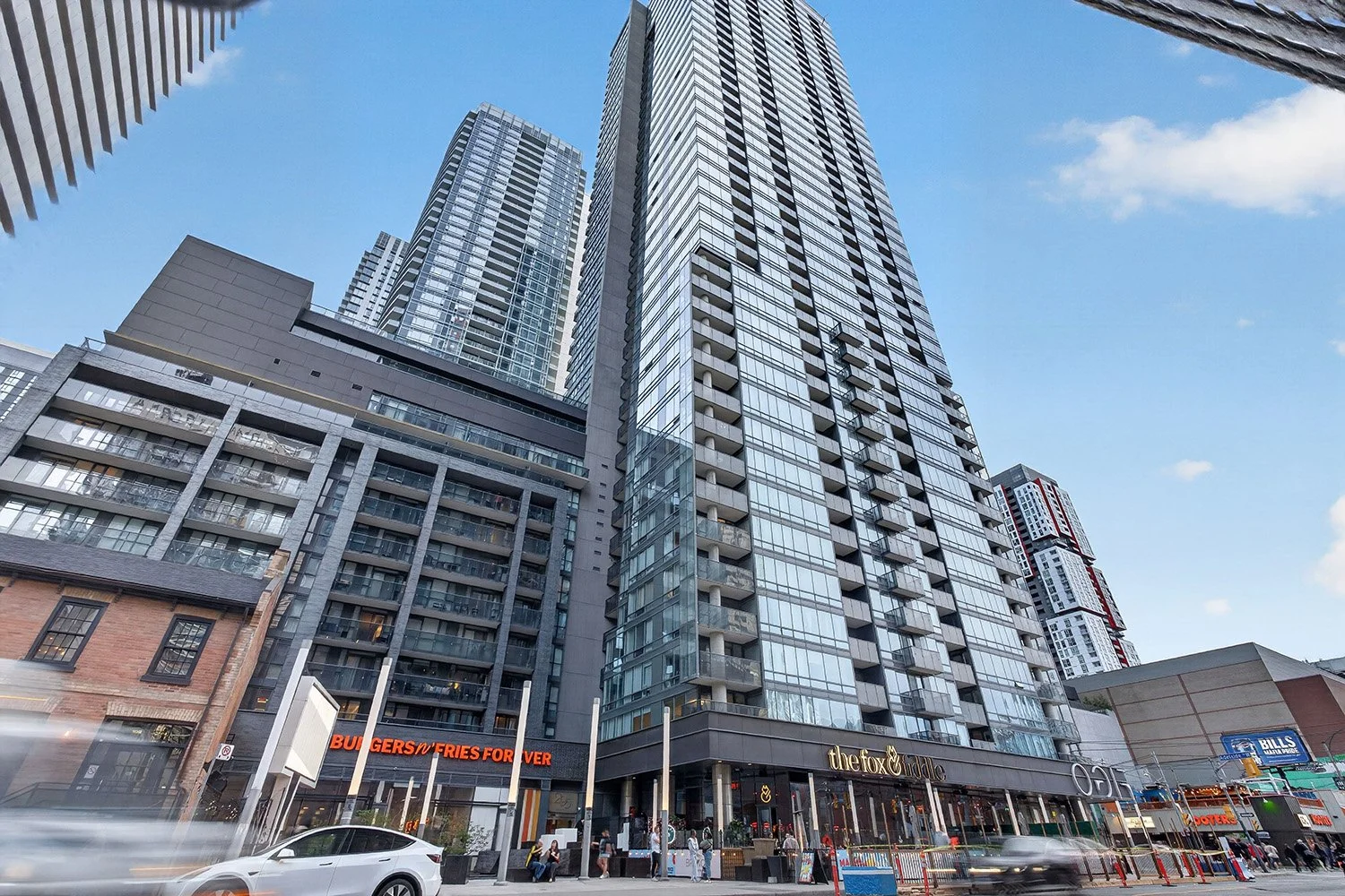 295_adelaide_street_west_306-30.jpg