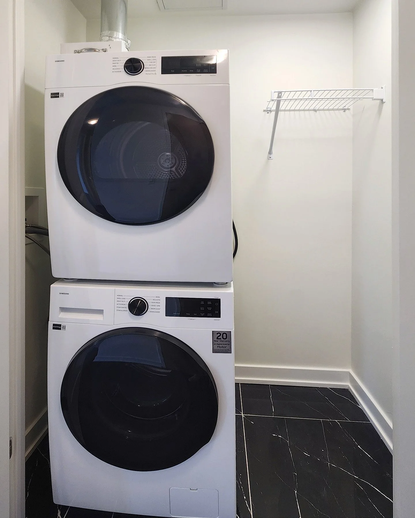 MLS22-2825Jane604-Laundry.jpg