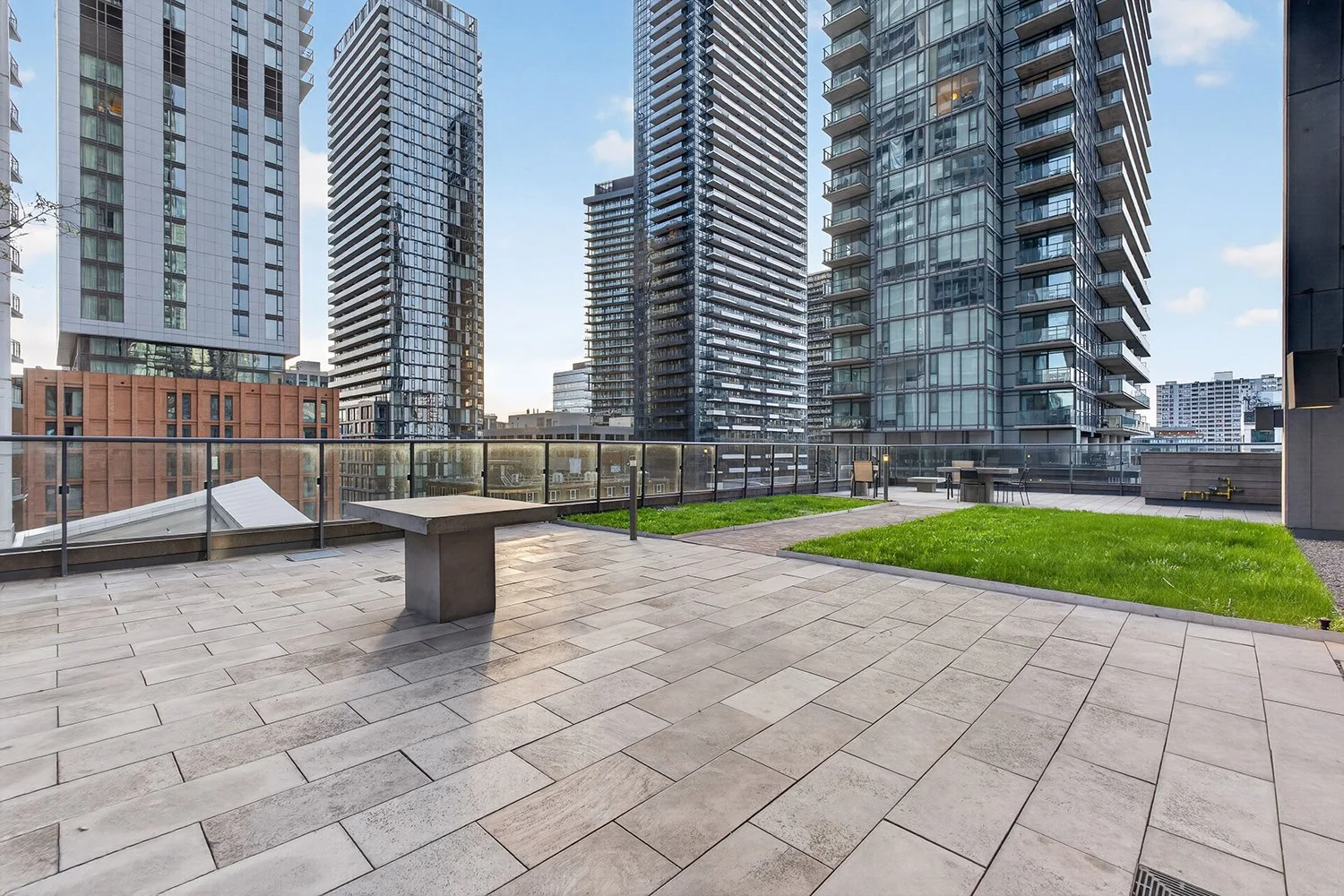 295_adelaide_street_west_306-28.jpg