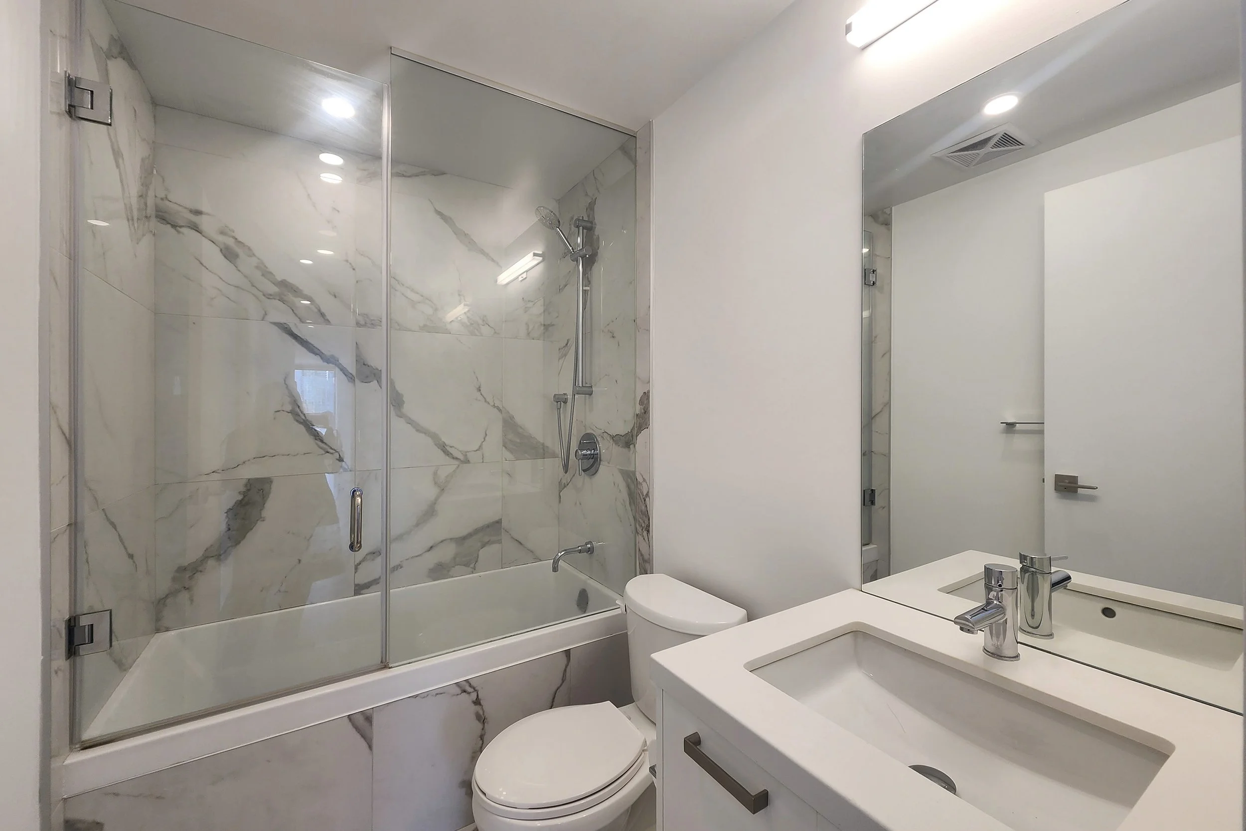 14 55 Ontario St 1208.jpg
