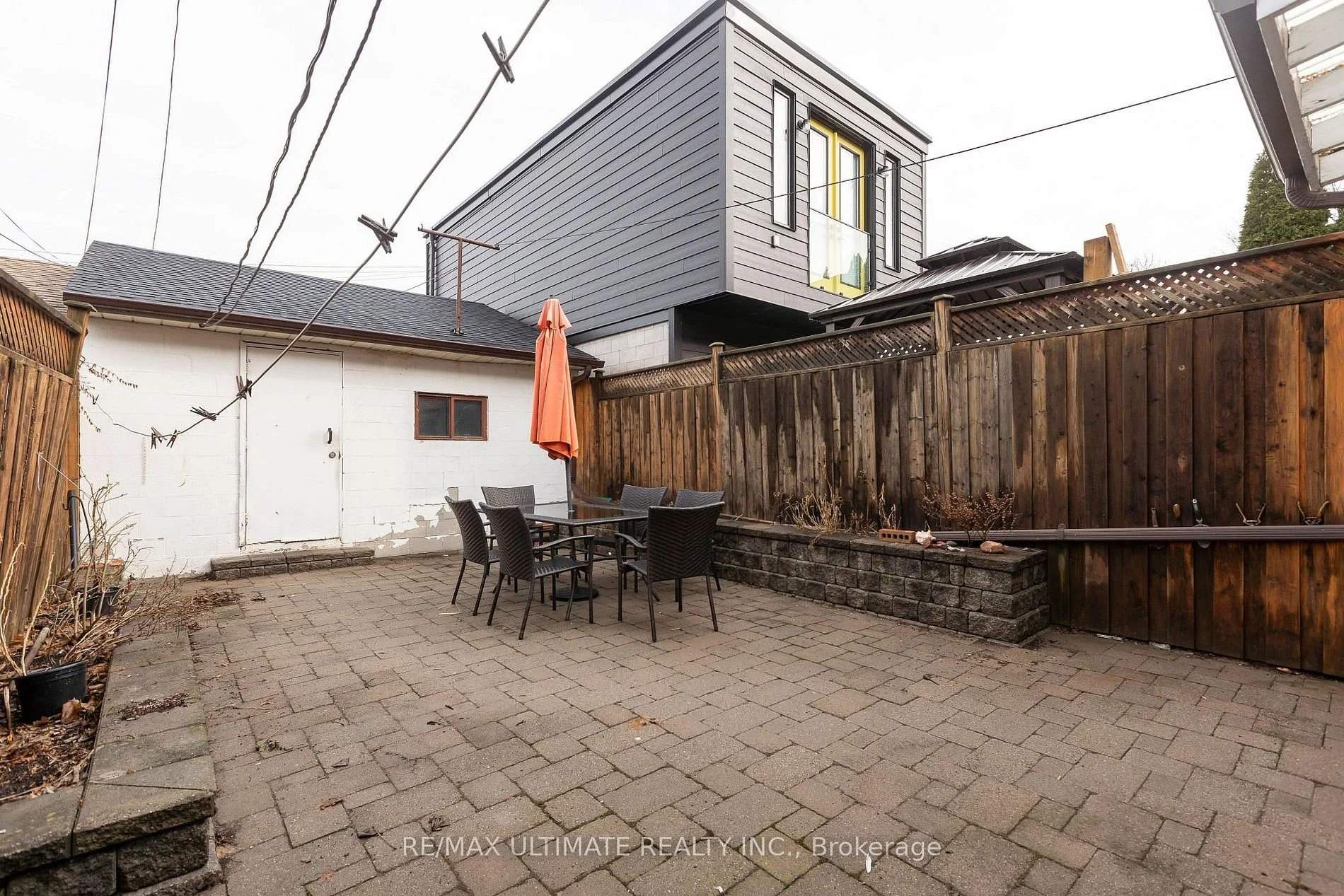 116 Ascot Ave W12945876_35.jpg