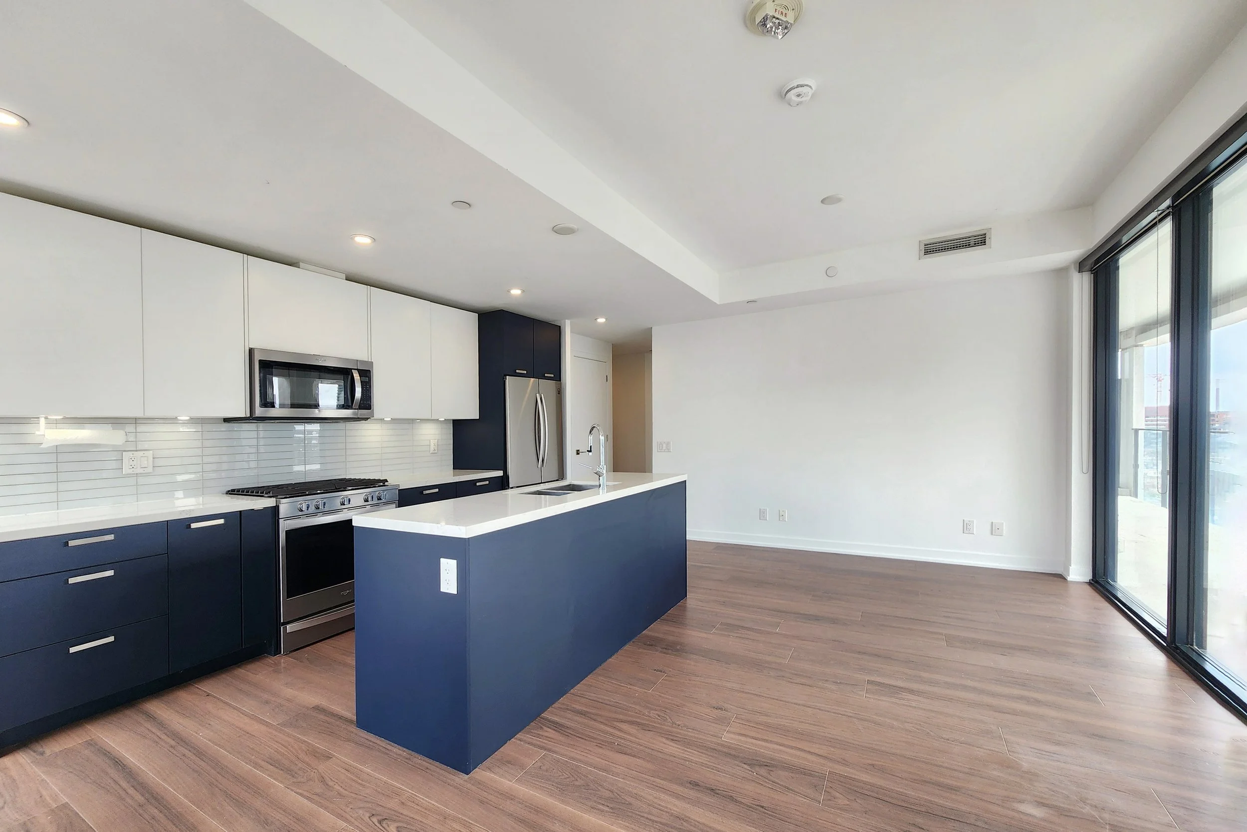 01 55 Ontario St 1208.jpg