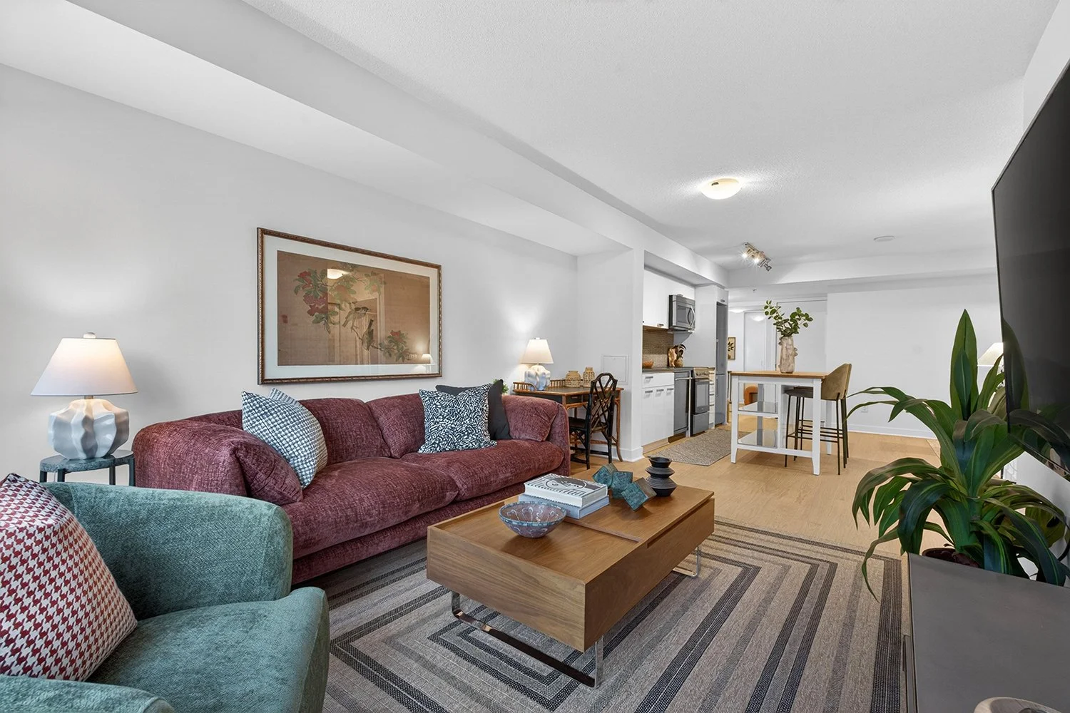 295_adelaide_street_west_306-01.jpg