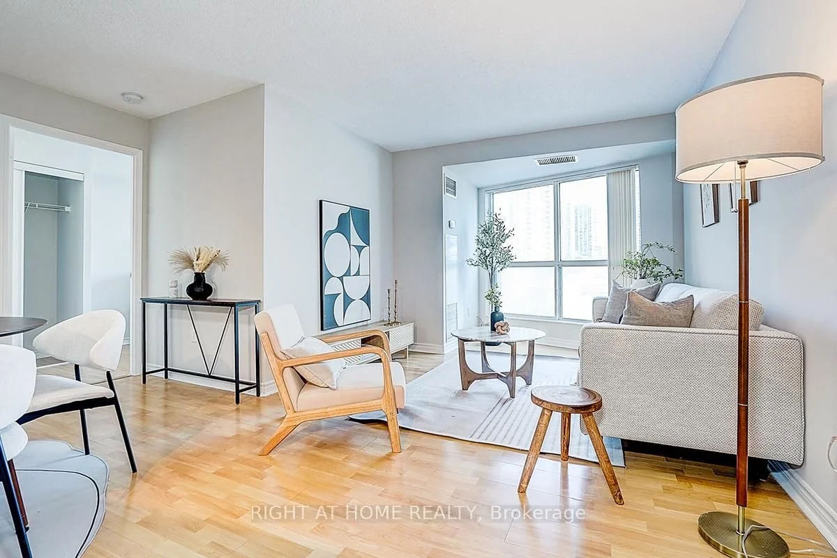 7 Lorraine Dr 301 C12779680_29.jpg