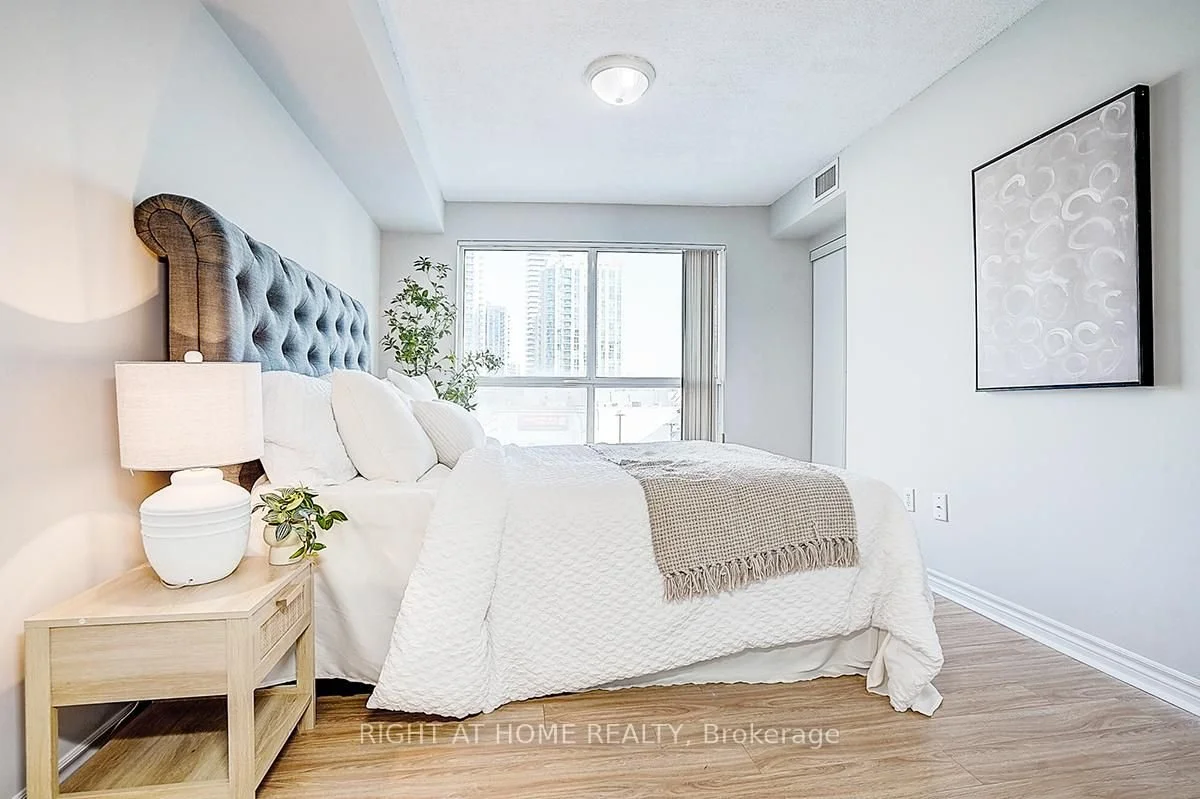 7 Lorraine Dr 301 C12779680_39.jpg