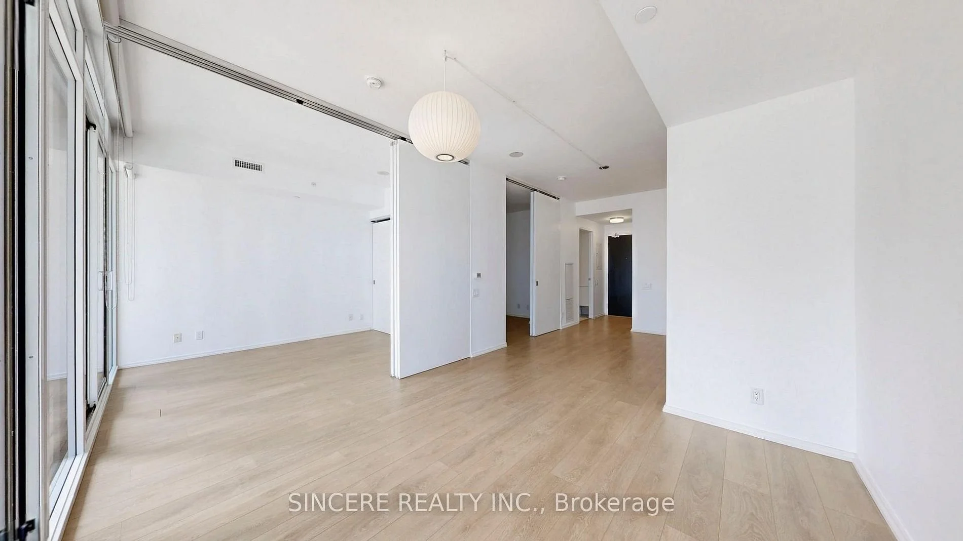 125 Peter St 1811 C12470307_7.jpg