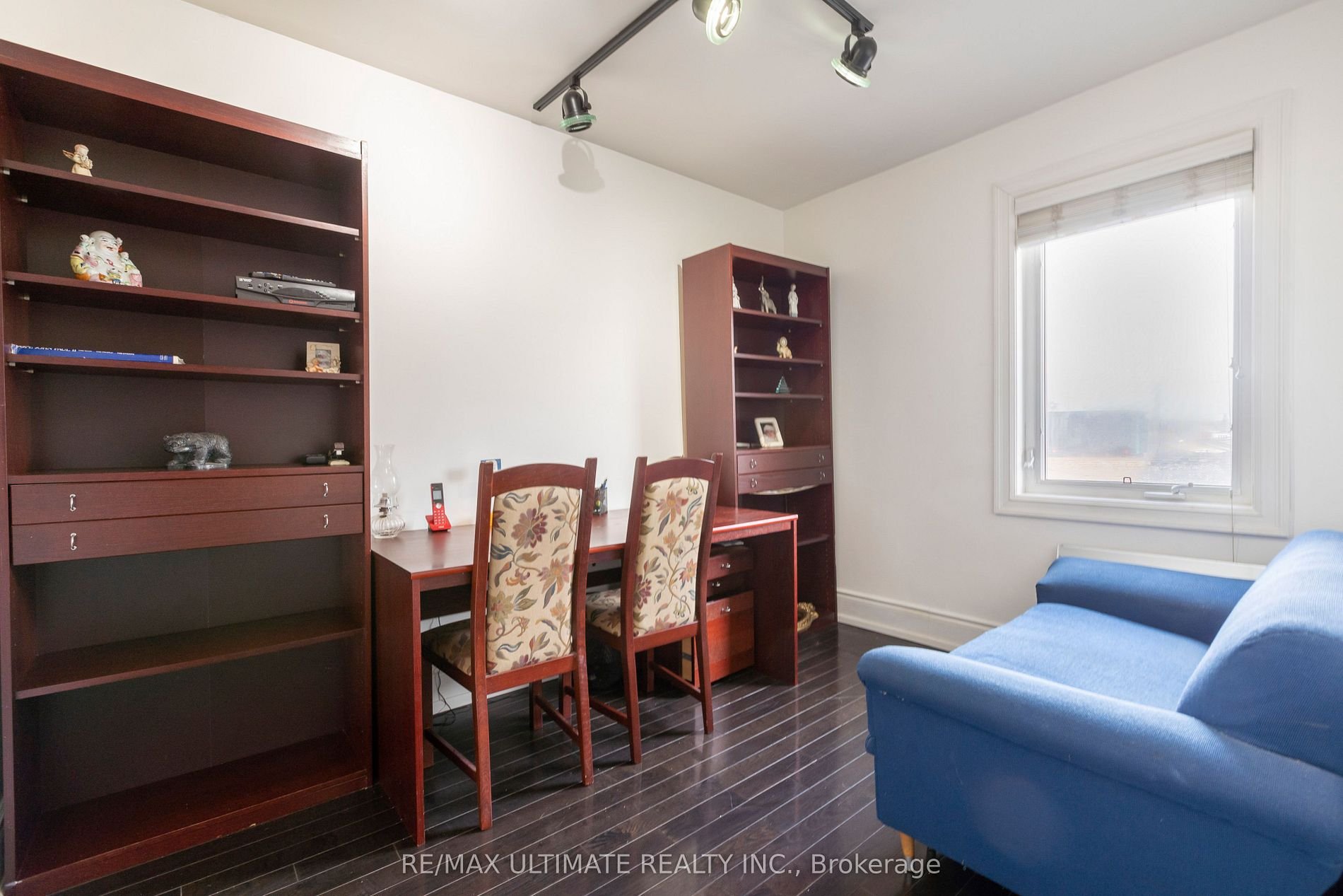 116 Ascot Ave W12945876_19.jpg
