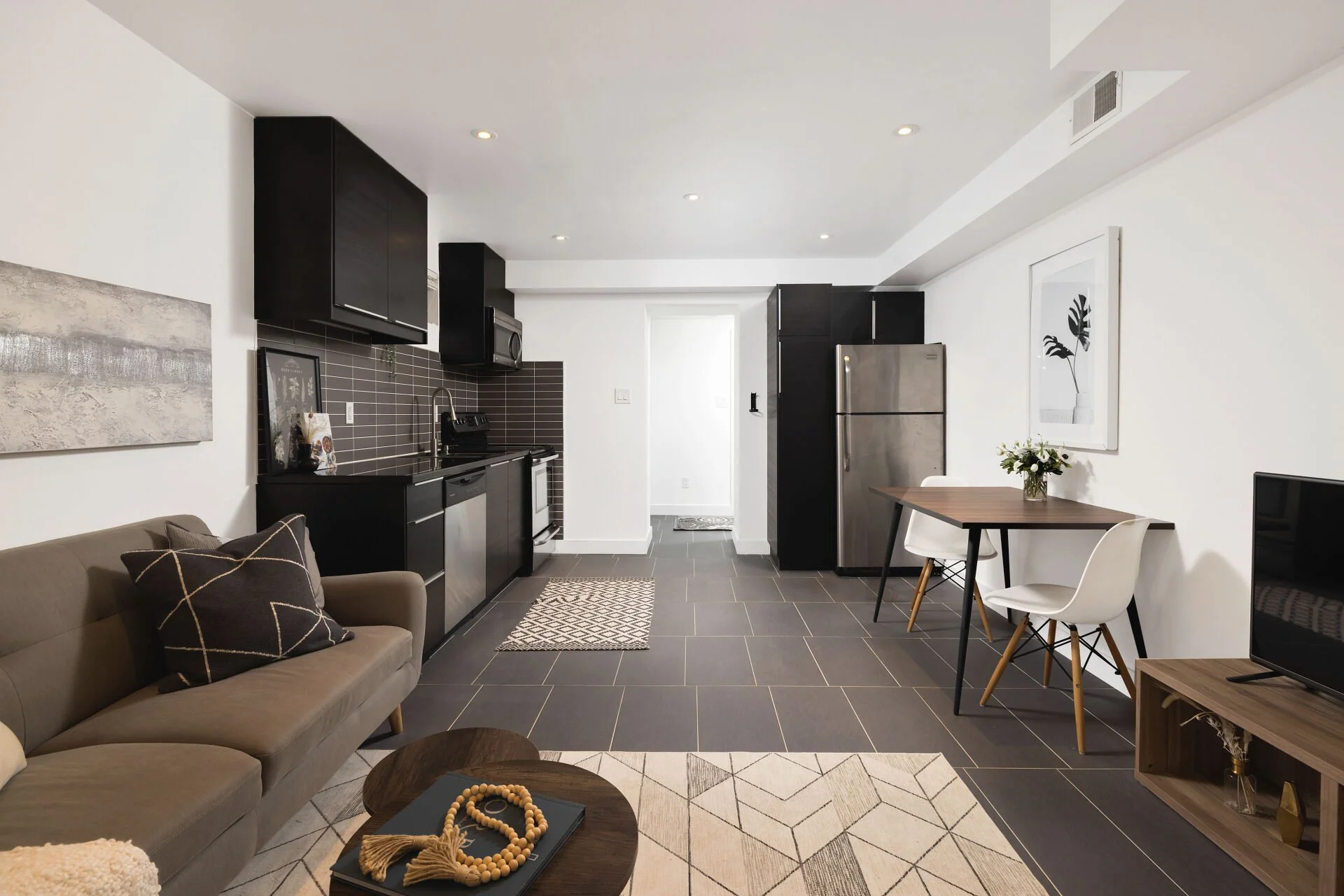 05 135 Prescott Ave Lower.jpg
