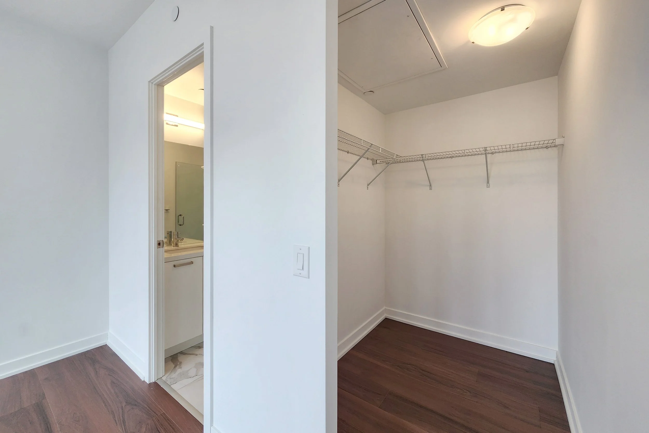 07 55 Ontario St 1208.jpg